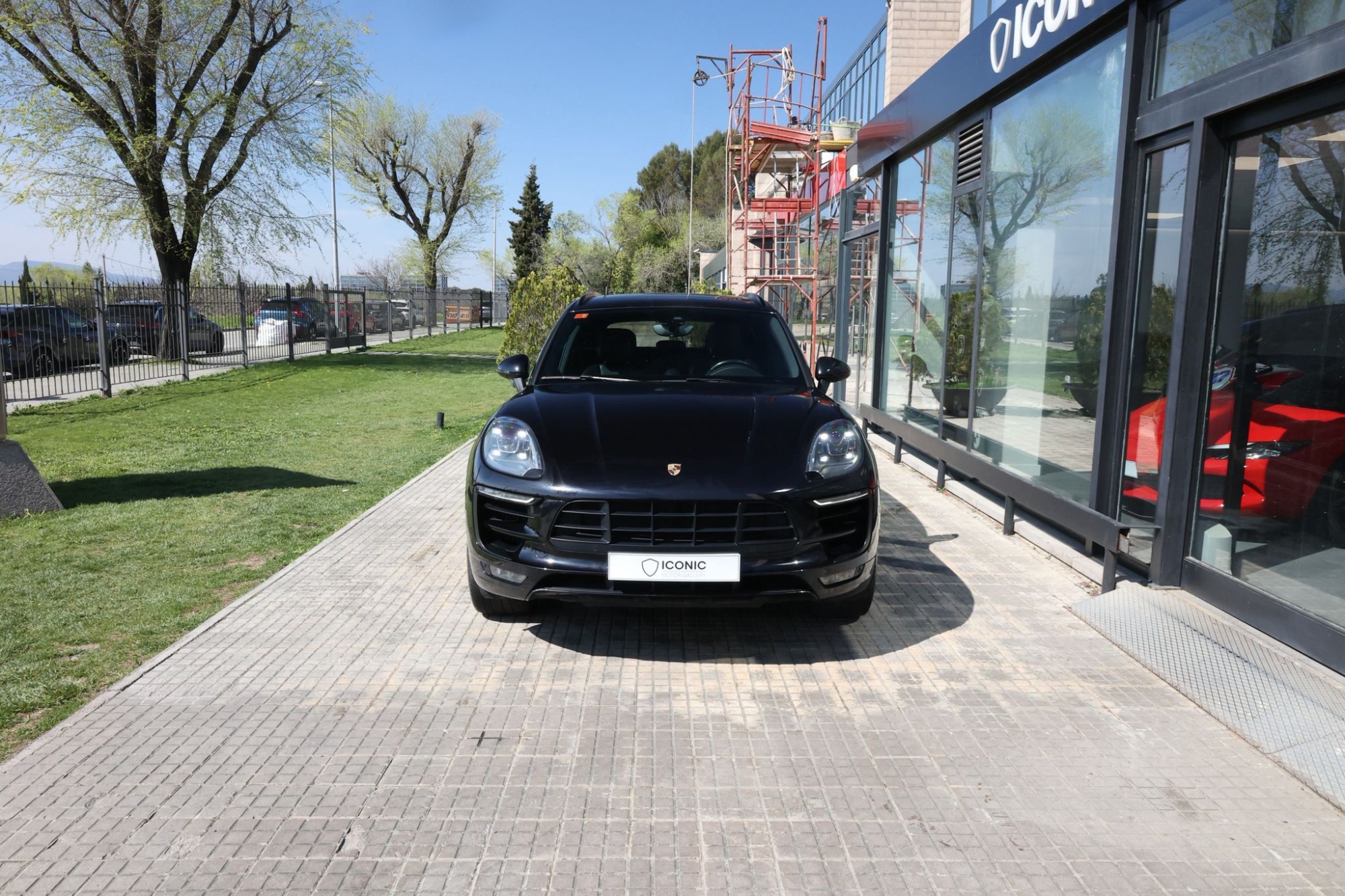 PORSCHE MACAN GTS