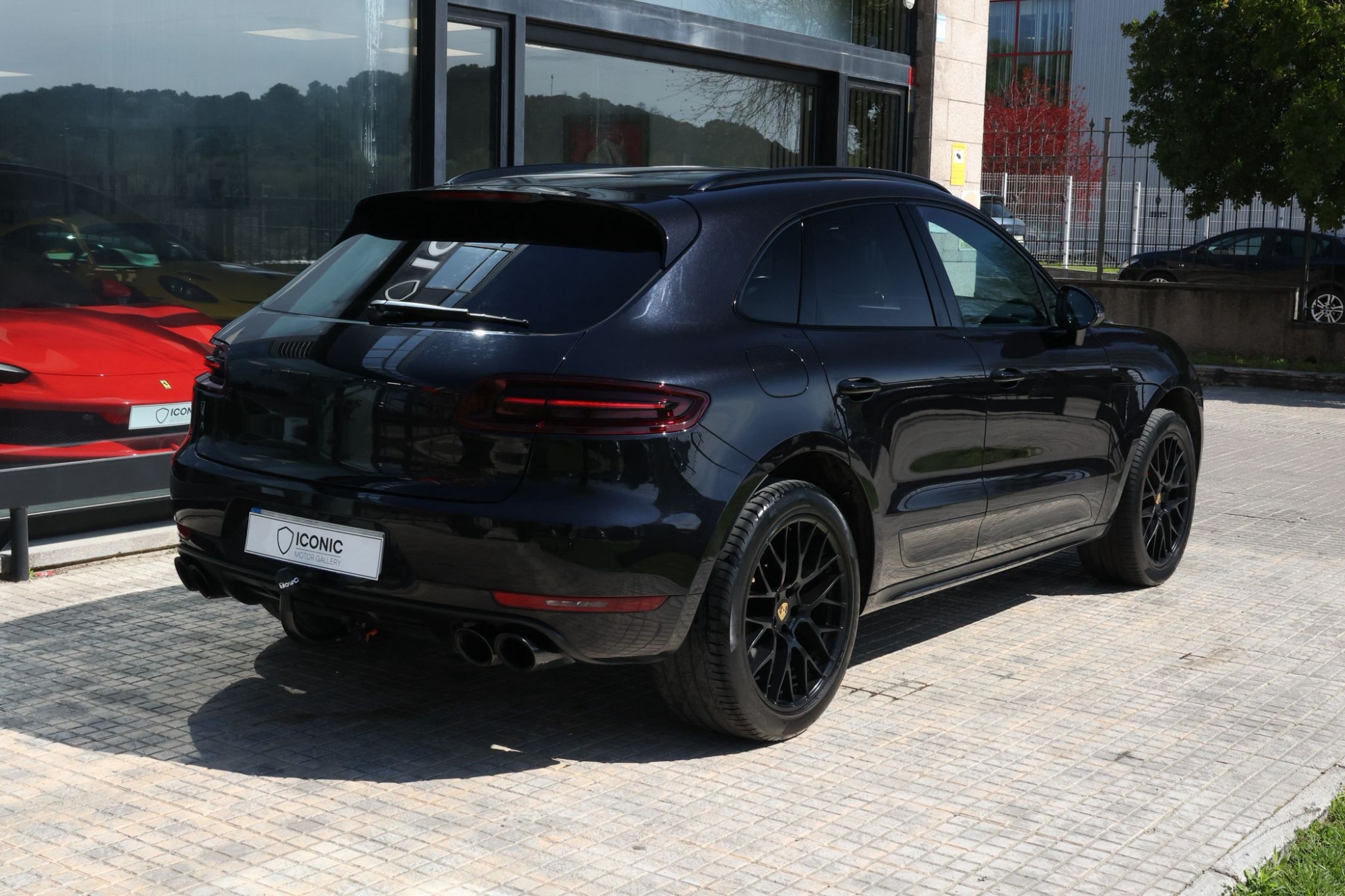 PORSCHE MACAN GTS