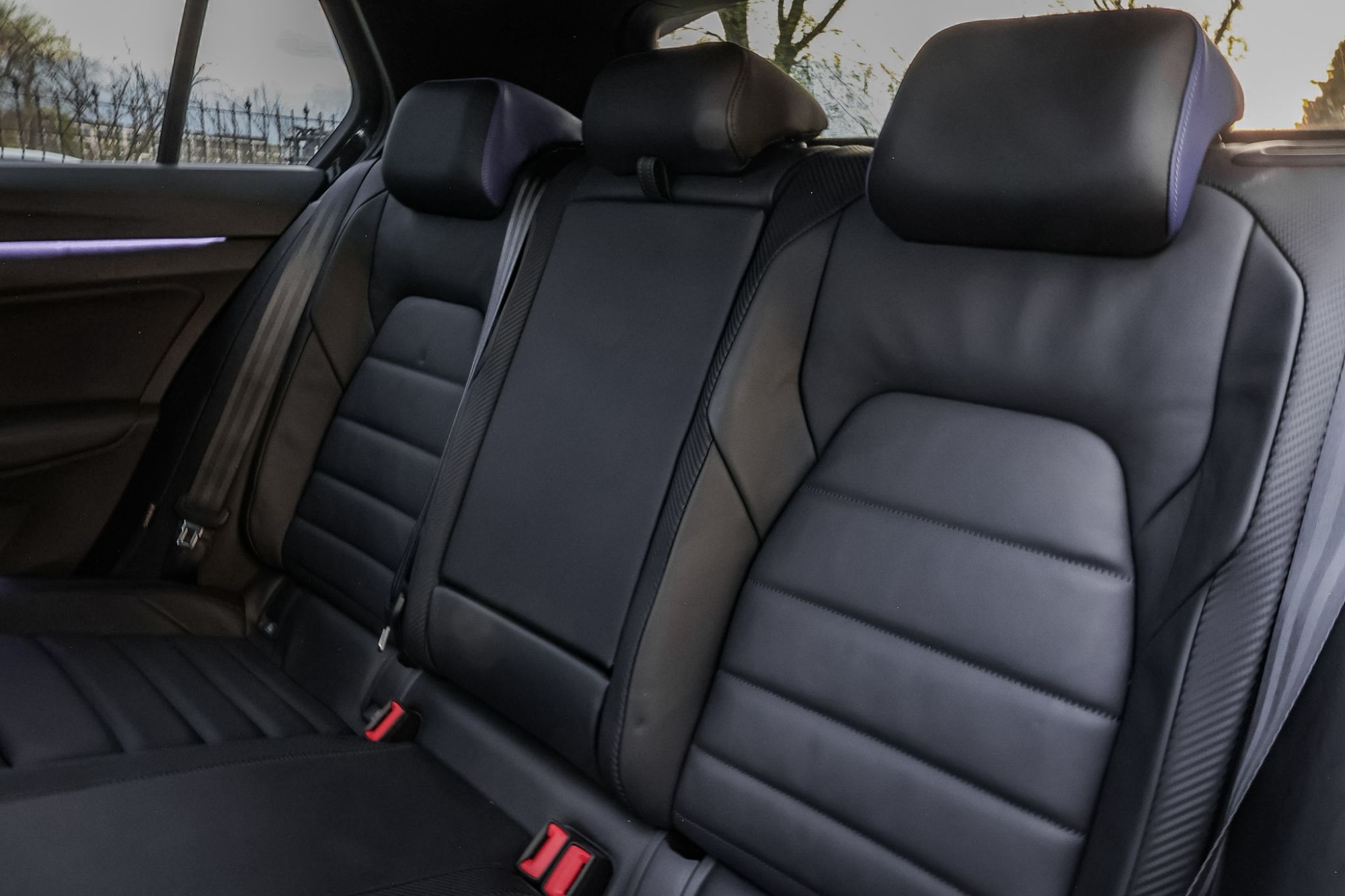 VOLKSWAGEN GOLF 8.5 R