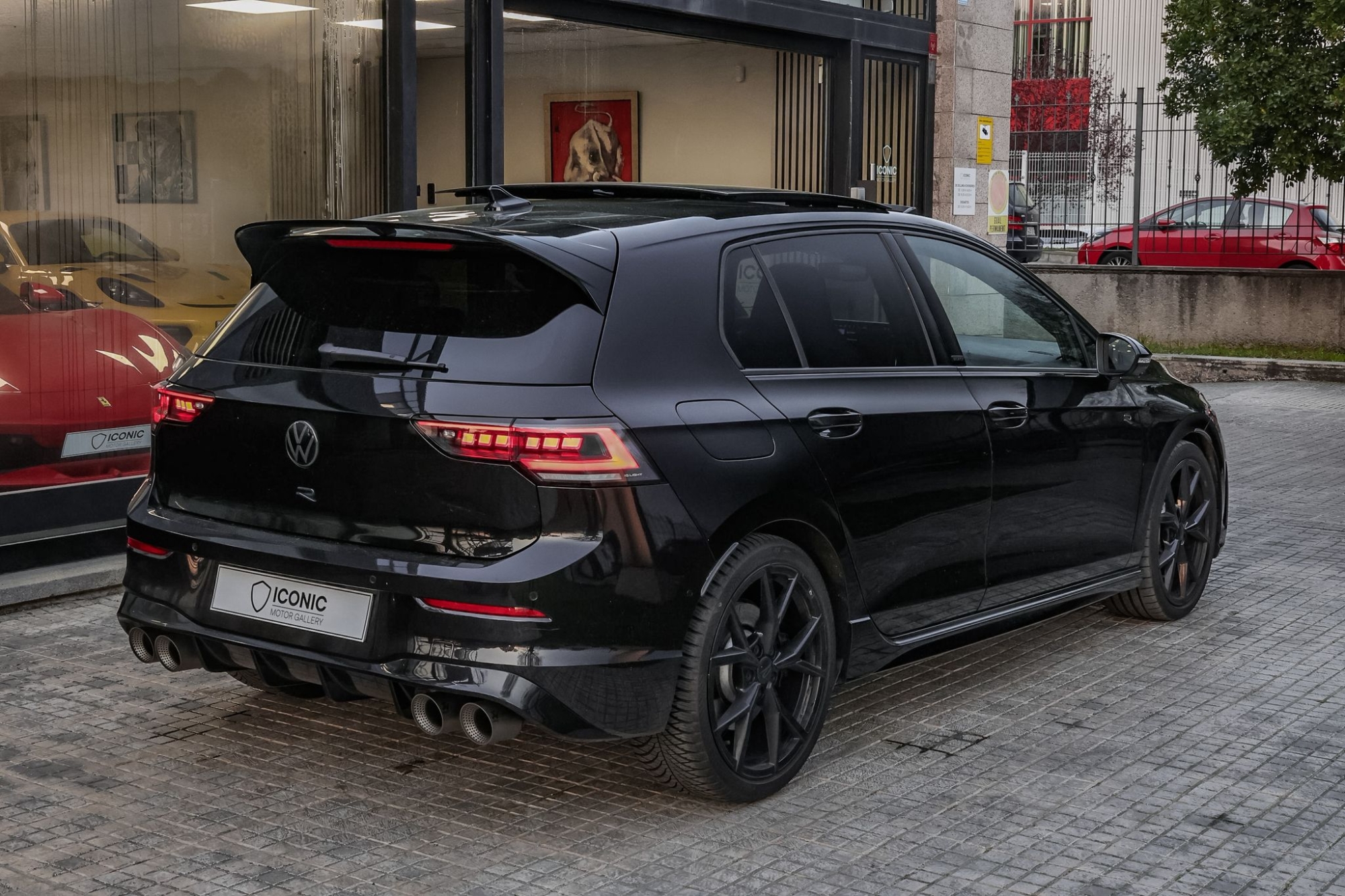 VOLKSWAGEN GOLF 8.5 R