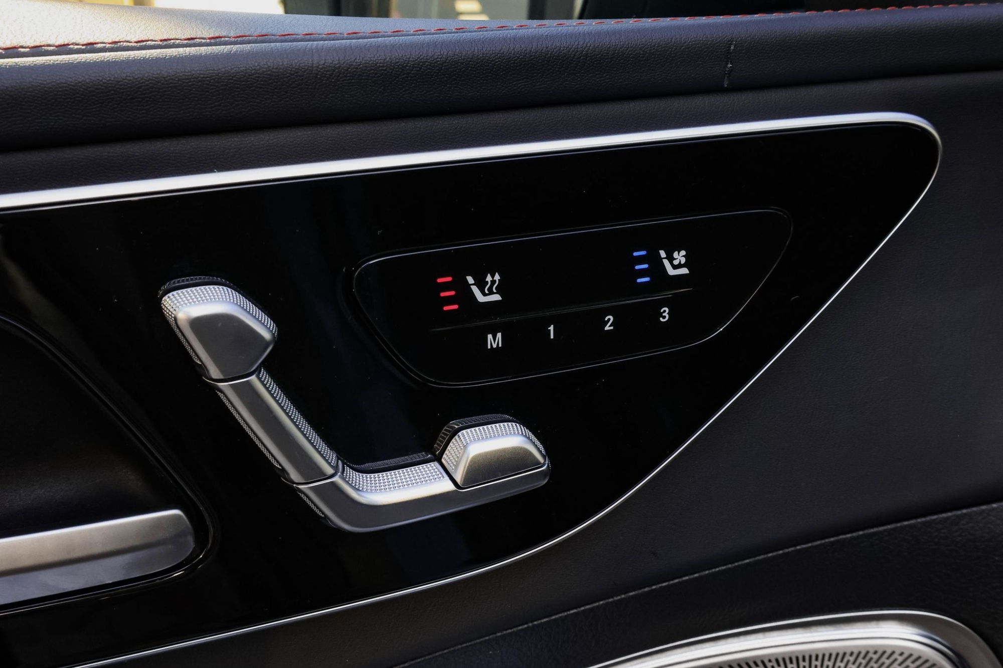 MERCEDES-BENZ AMG C63 S E PERFORMANCE 4MATIC+ F1 EDITION 