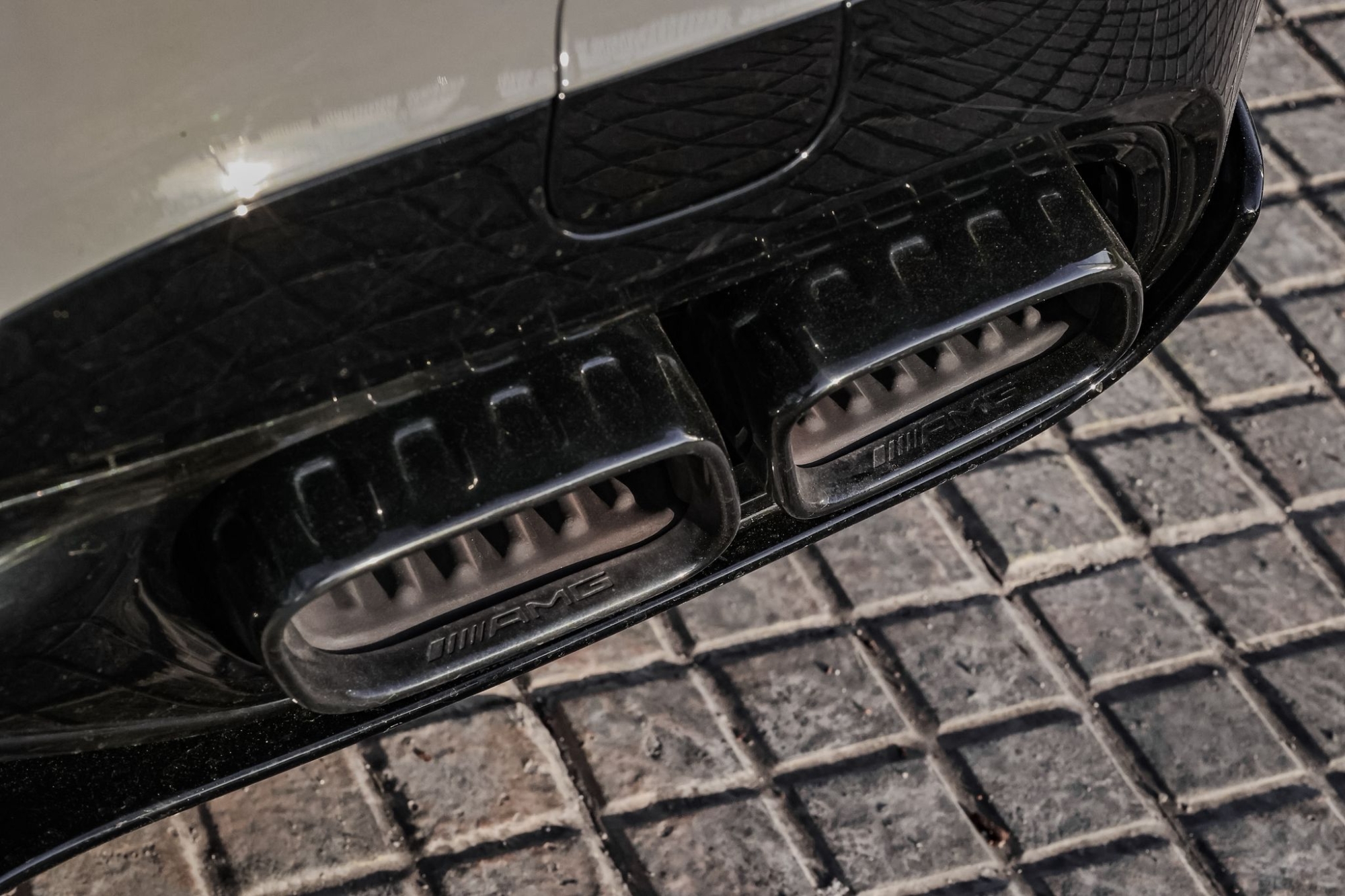 MERCEDES-BENZ AMG C63 S E PERFORMANCE 4MATIC+ F1 EDITION 