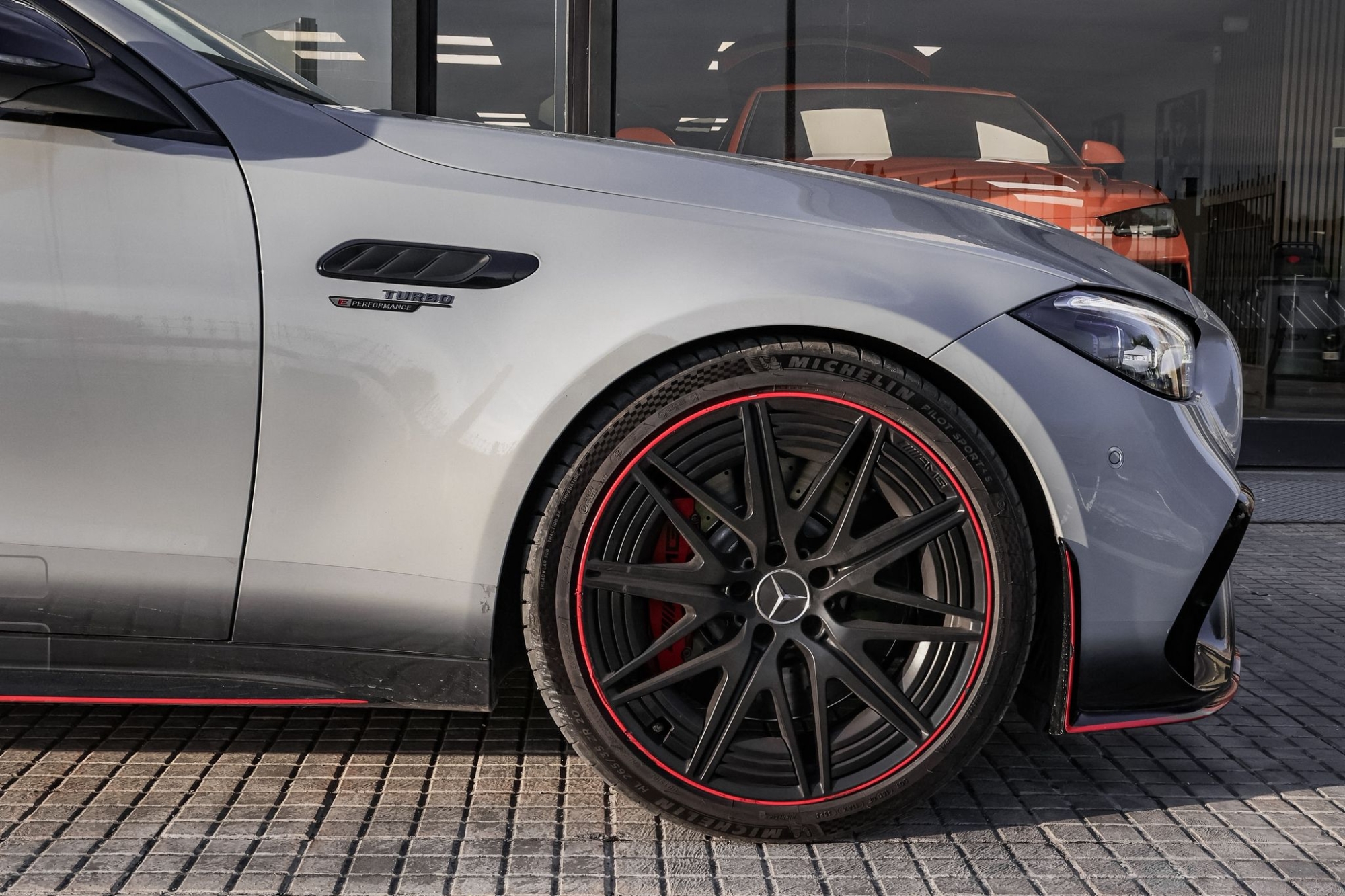 MERCEDES-BENZ AMG C63 S E PERFORMANCE 4MATIC+ F1 EDITION 