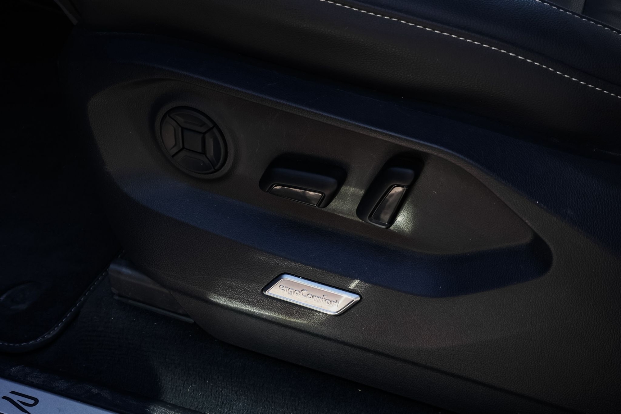 VOLSKAWEN TOUAREG RLINE