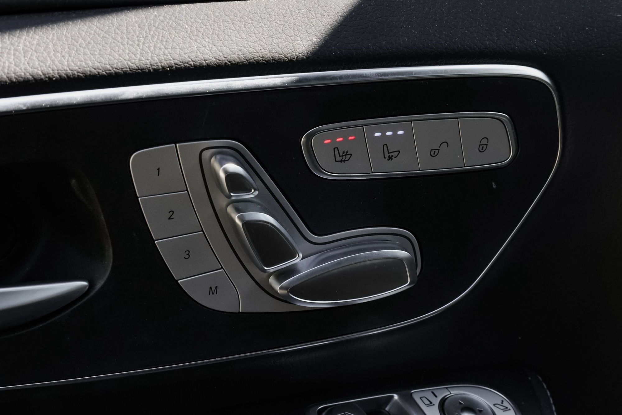 MERCEDES-BENZ CLASE V 300D AMG LINE 4MATIC