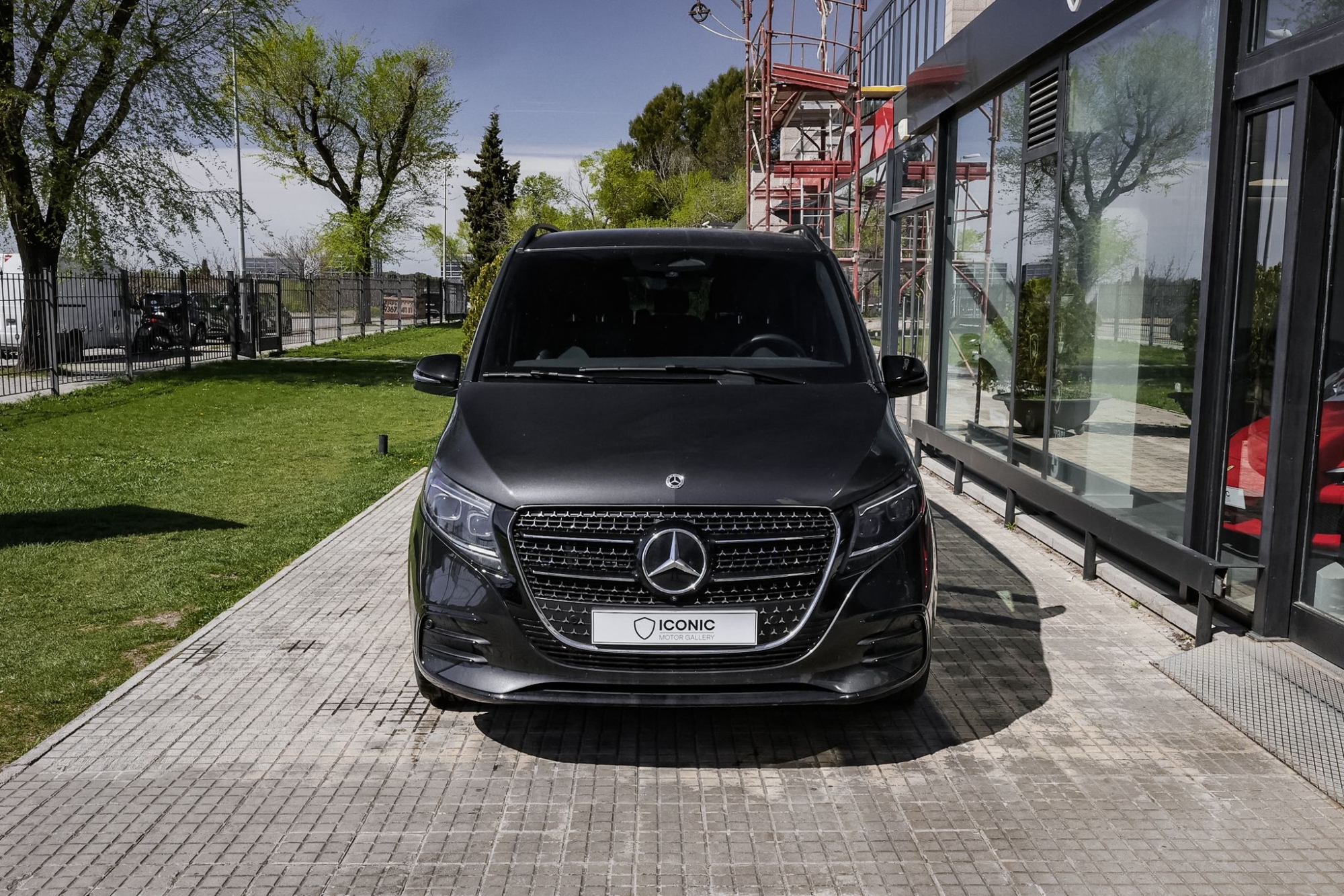 MERCEDES-BENZ CLASE V 300D AMG LINE 4MATIC
