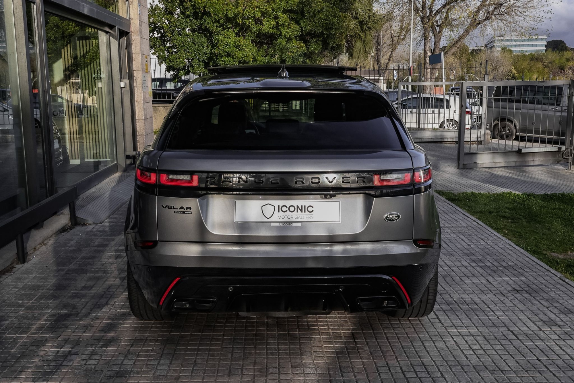 LAND ROVER RANGE ROVER VELAR