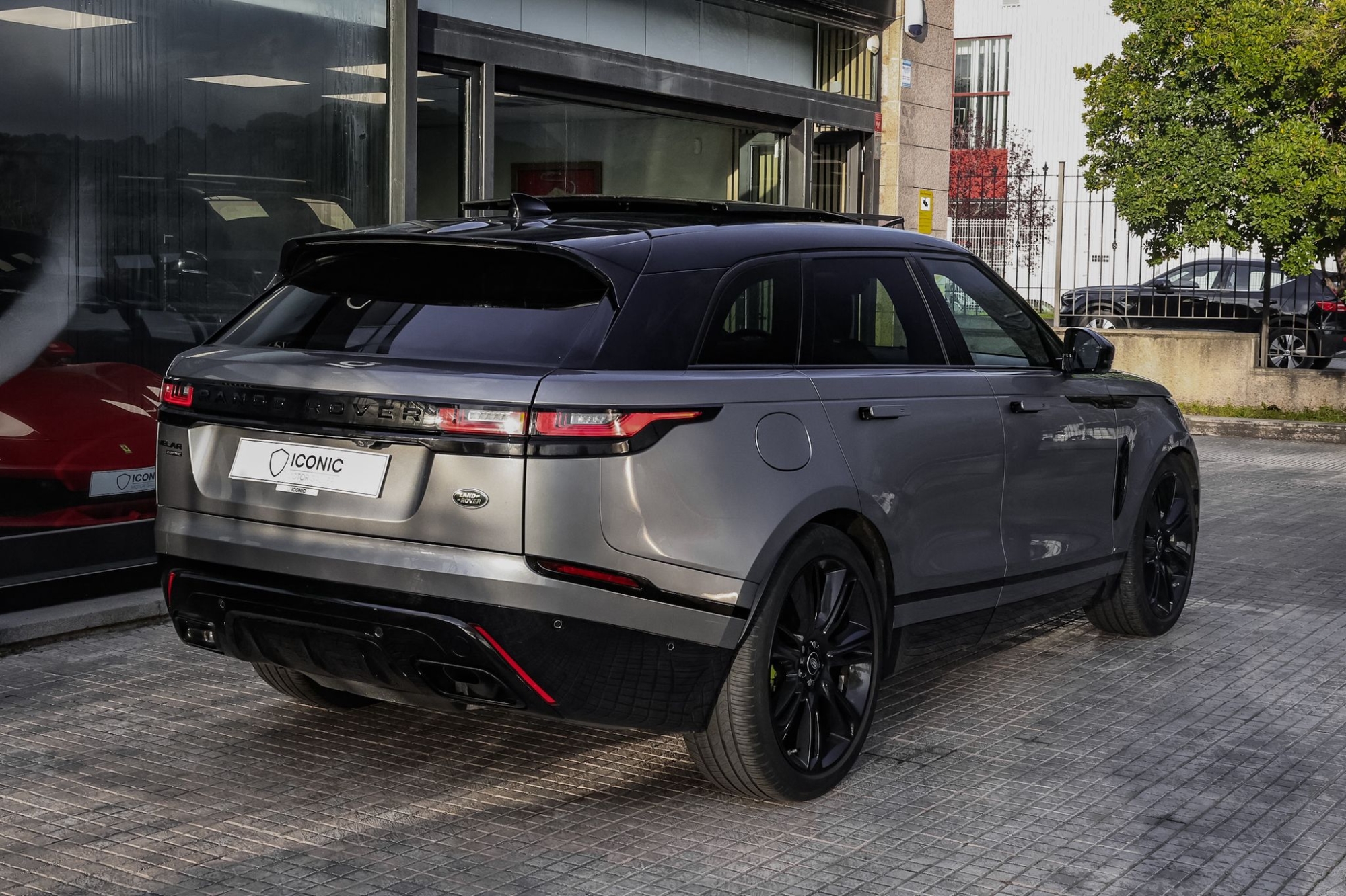 LAND ROVER RANGE ROVER VELAR
