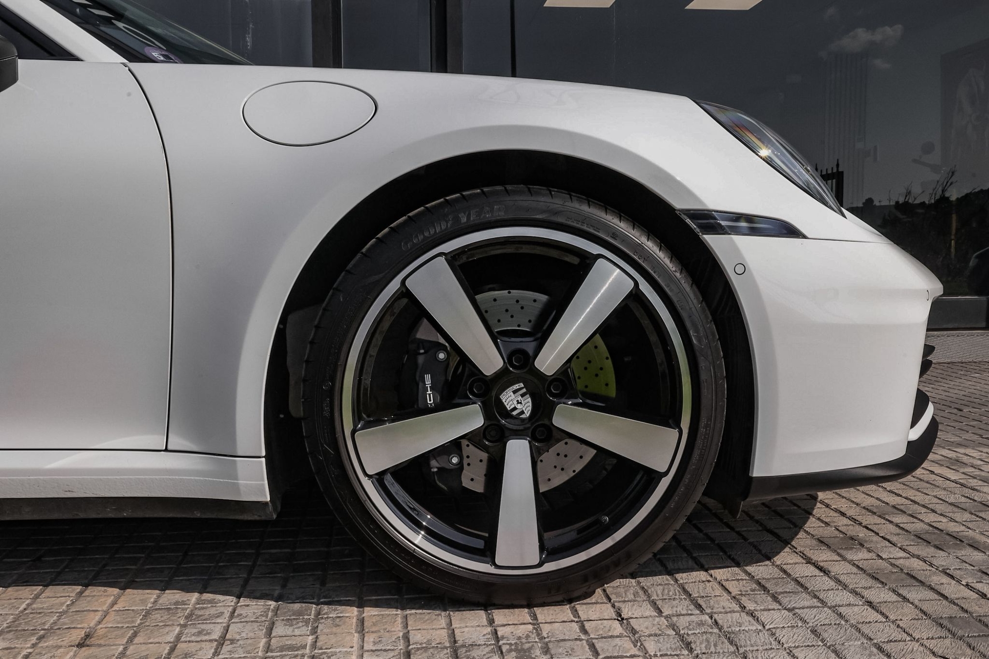 PORSCHE 911 992.2 CARRERA