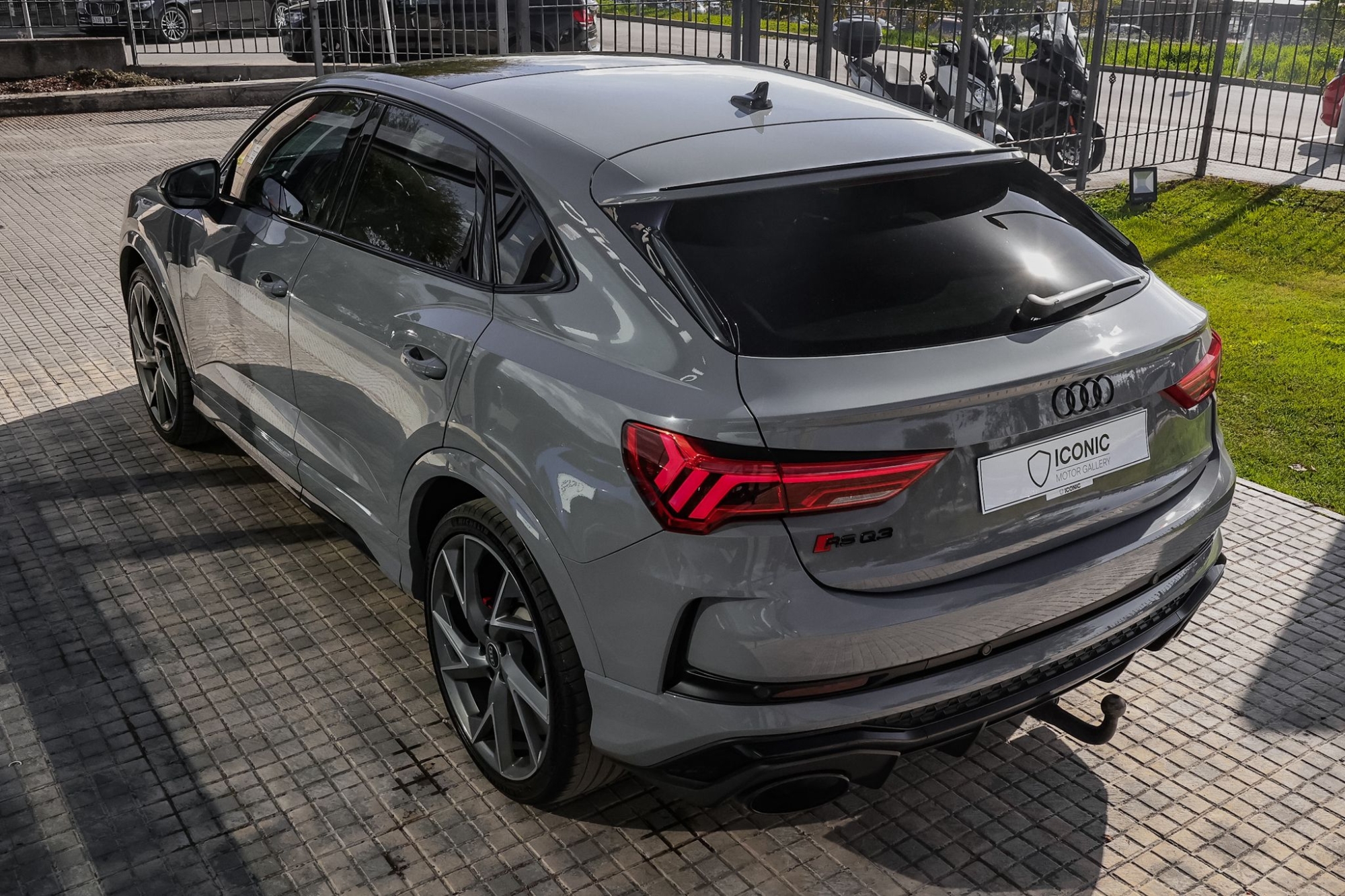 AUDI RSQ3 SPORTBACK