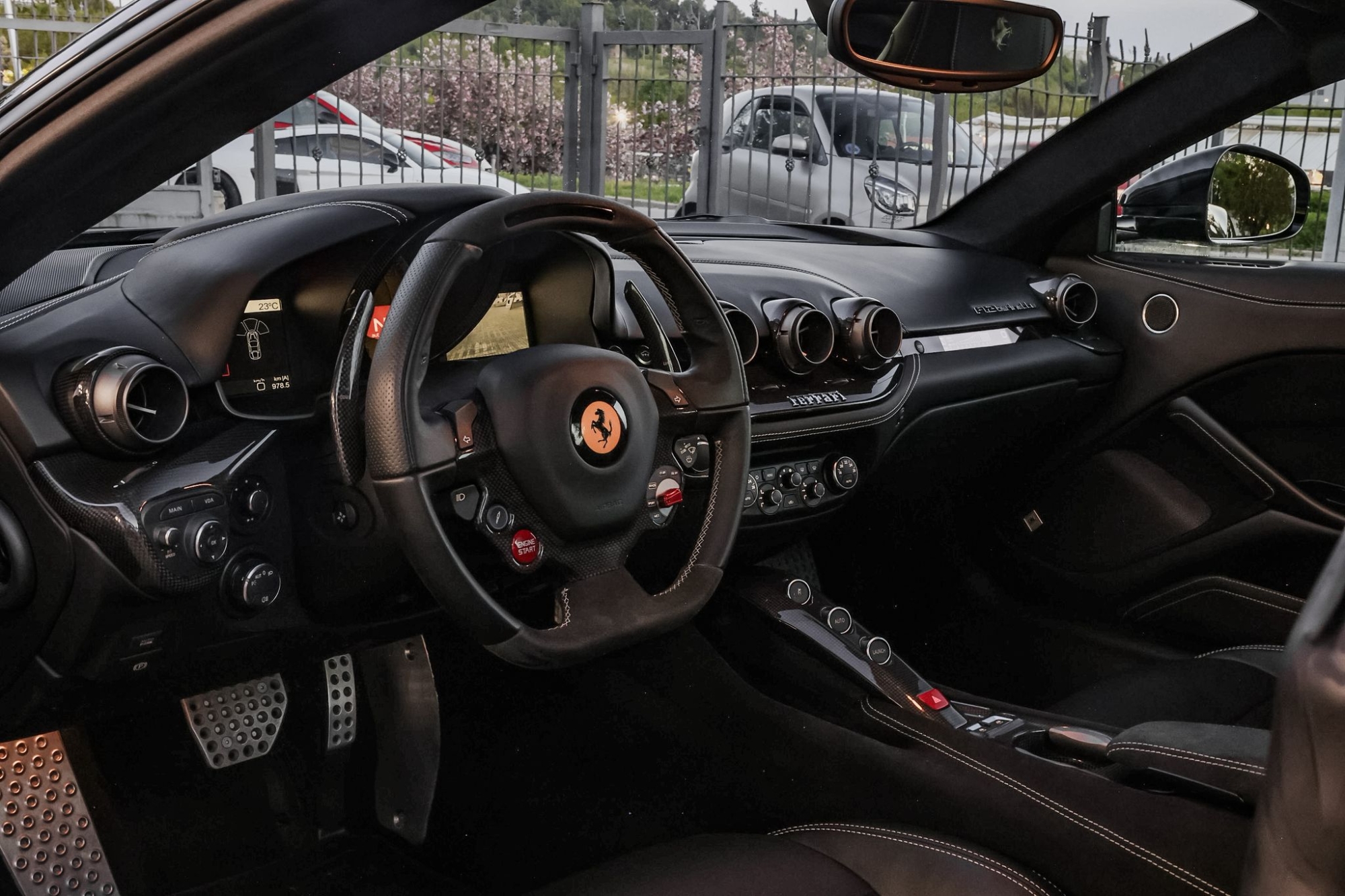 FERRARI F12 BERLINETTA