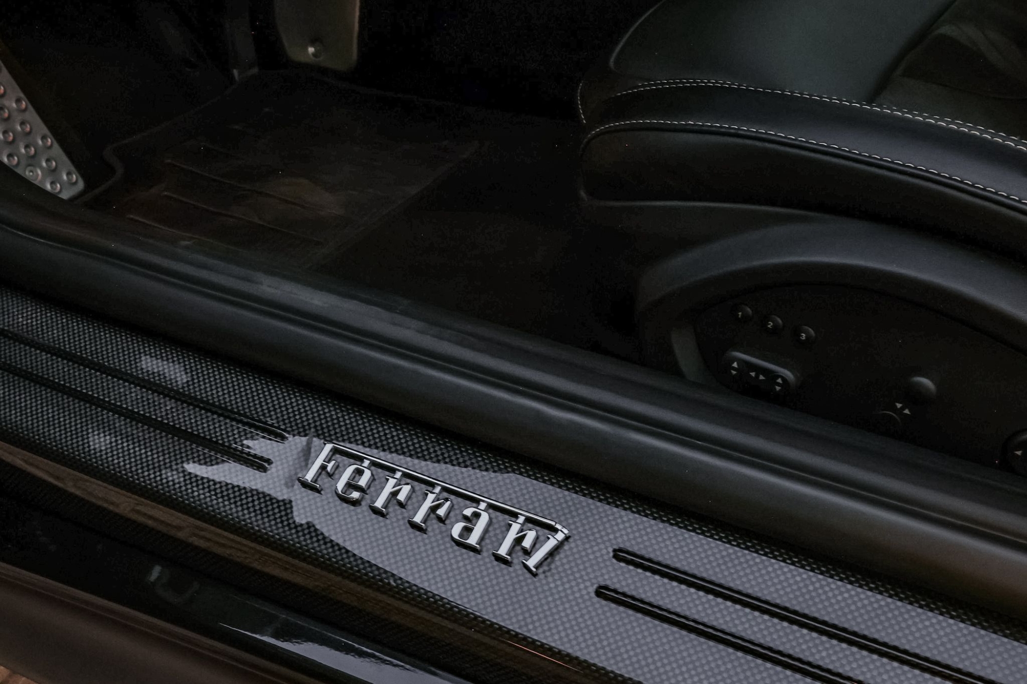 FERRARI F12 BERLINETTA