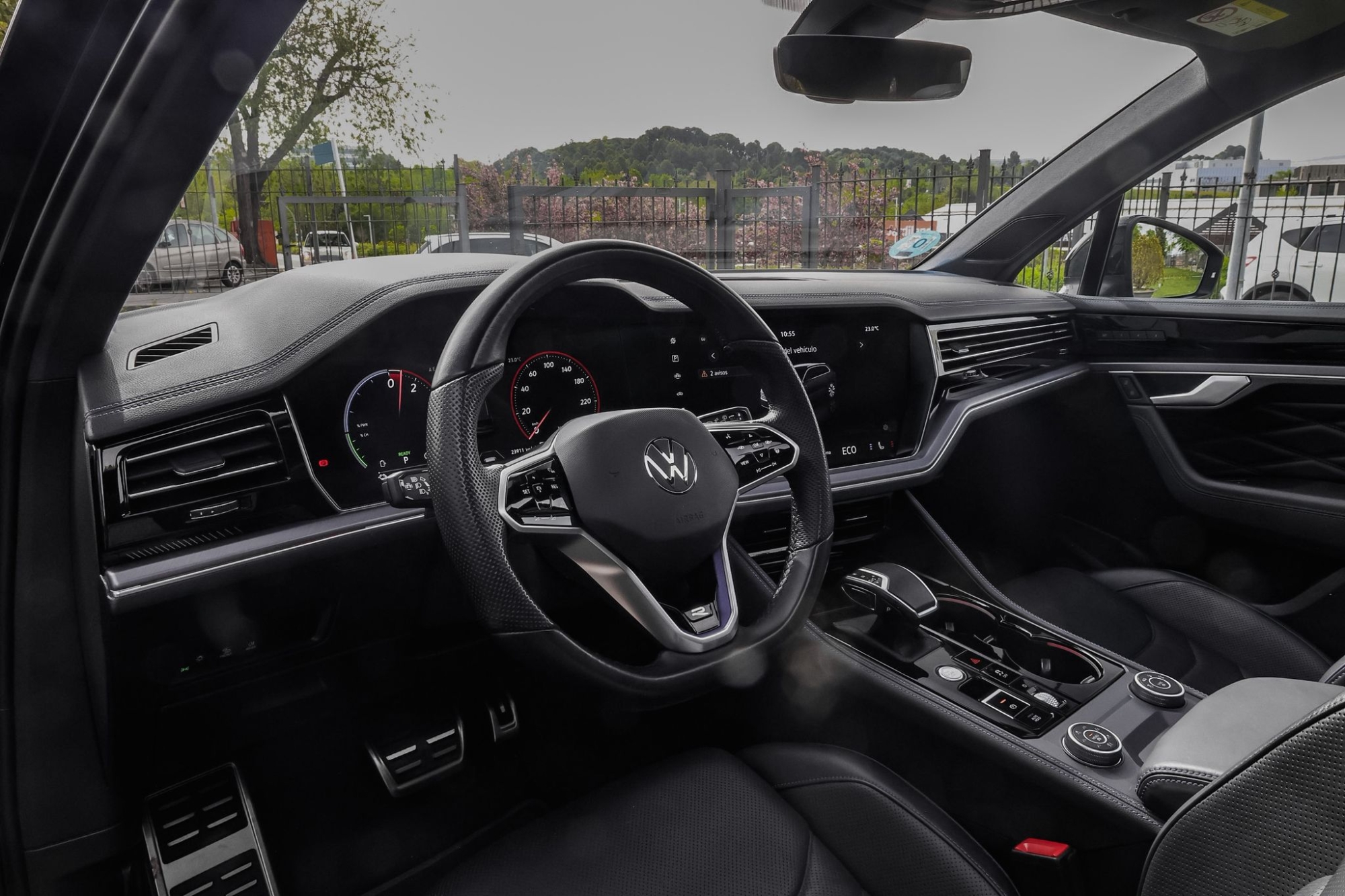 VOLKSWAGEN TOUAREG 3.0 TSI V6 RLINE 4MOTION HIBRYD