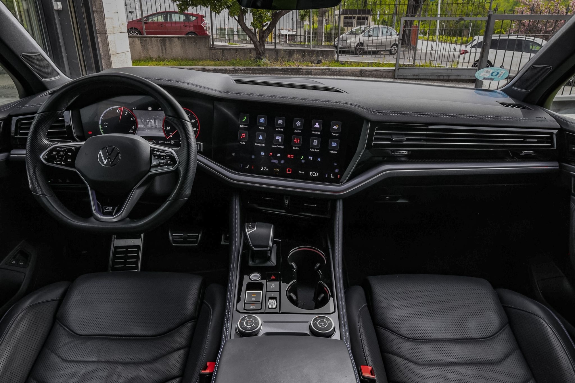 VOLKSWAGEN TOUAREG 3.0 TSI V6 RLINE 4MOTION HIBRYD