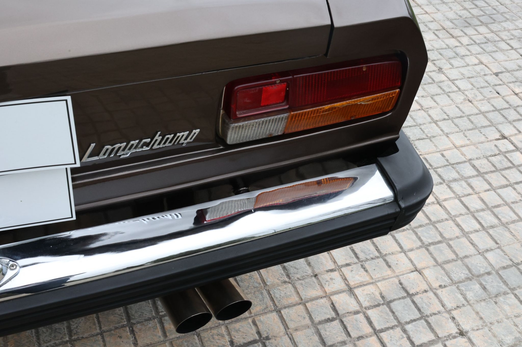 DE TOMASO LONGCHAMPS
