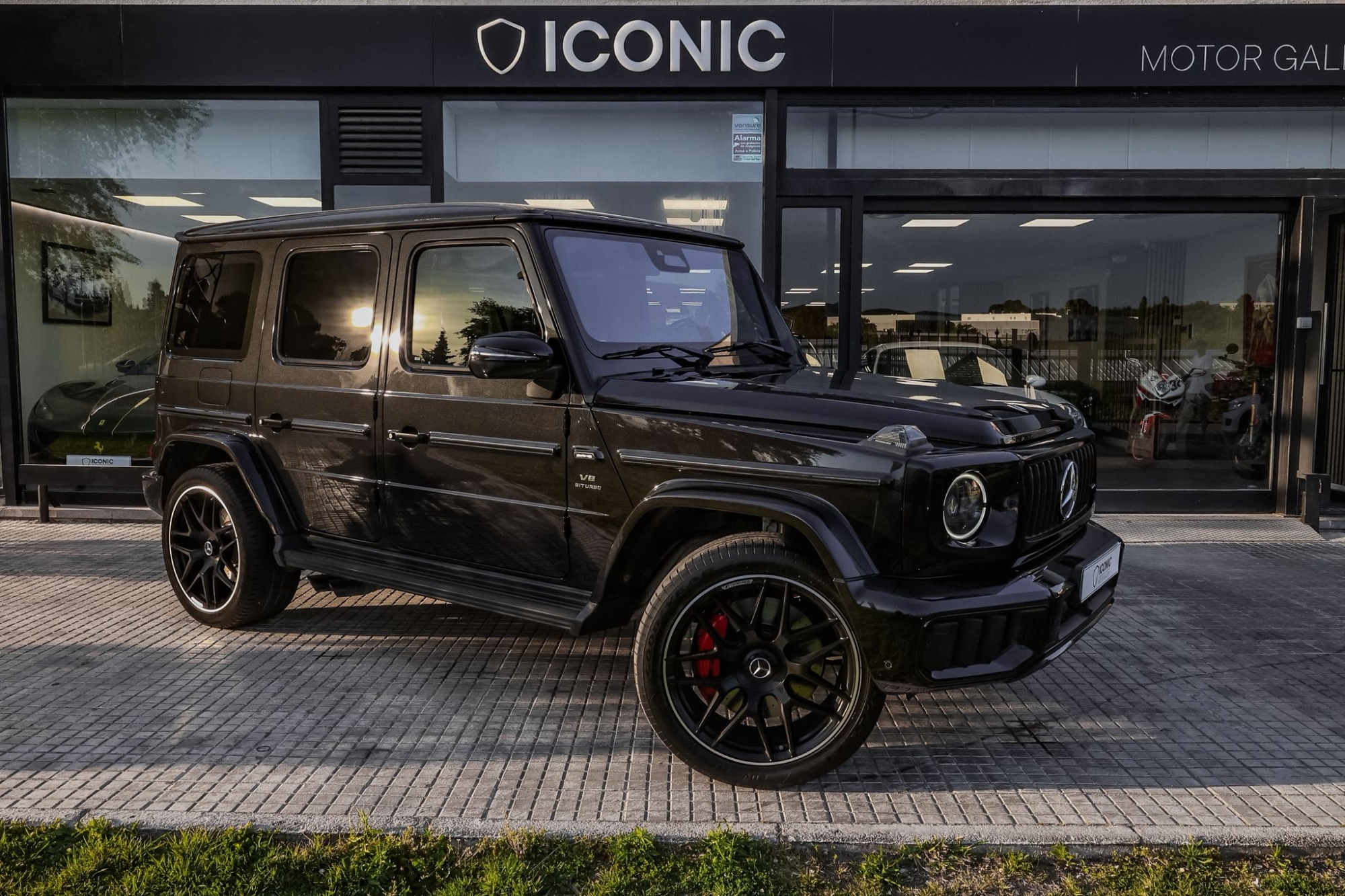 MERCEDES-BENZ G63 AMG