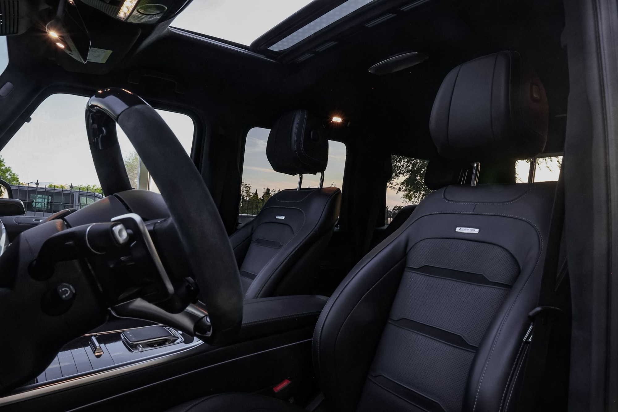 MERCEDES-BENZ G63 AMG