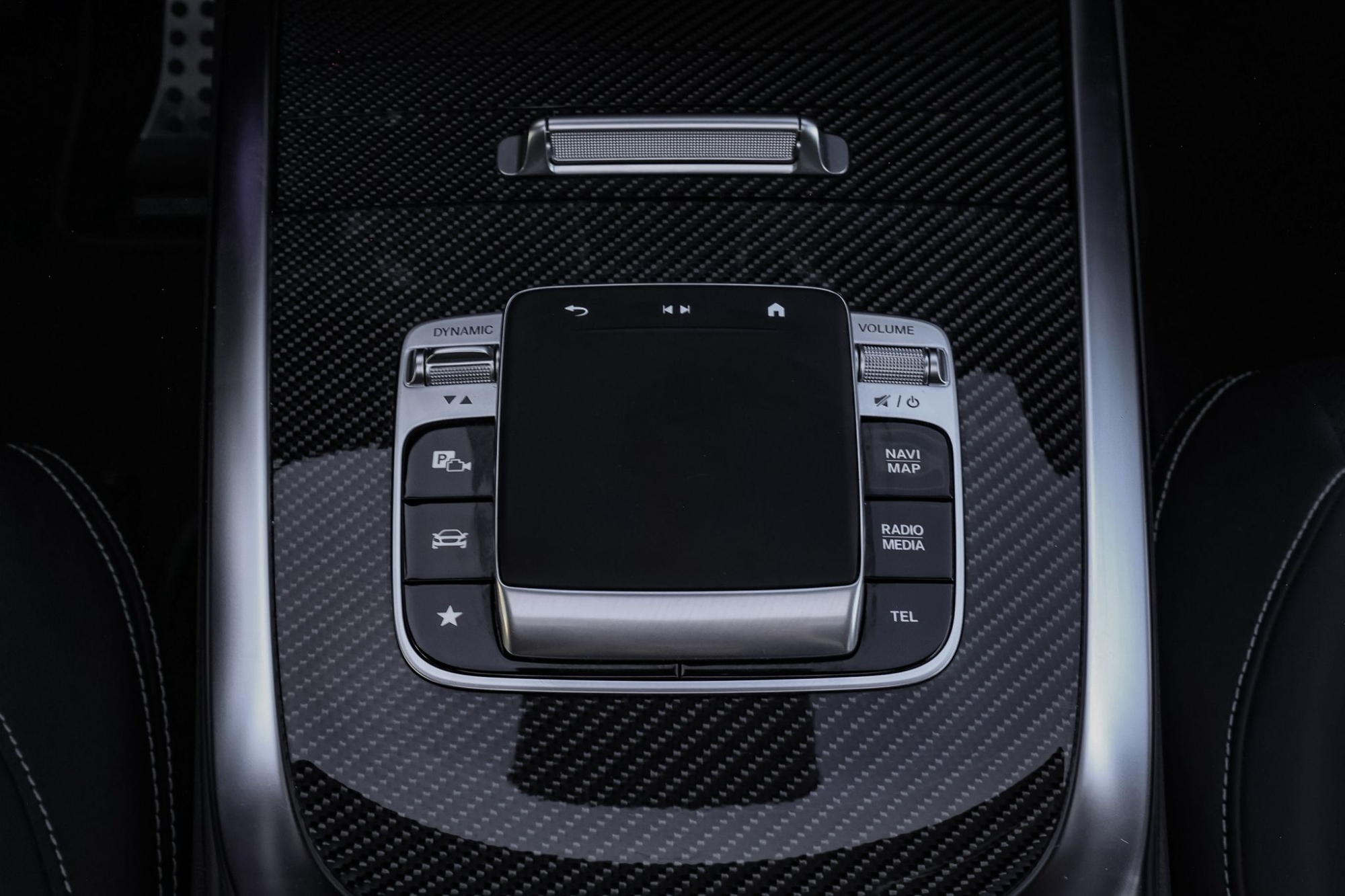 MERCEDES-BENZ G63 AMG