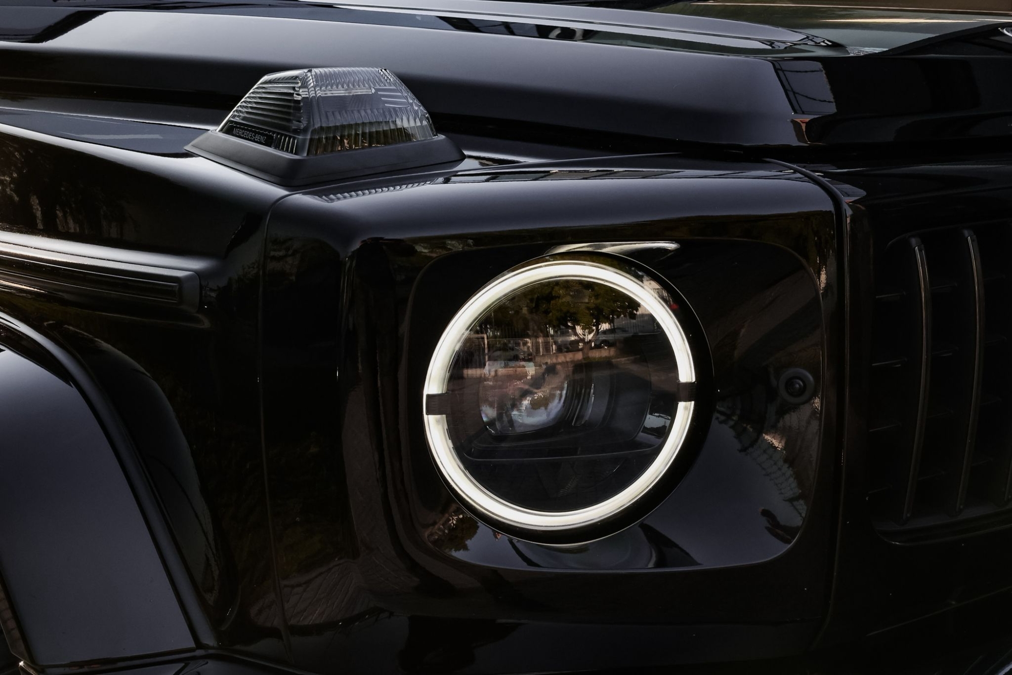 MERCEDES-BENZ G63 AMG