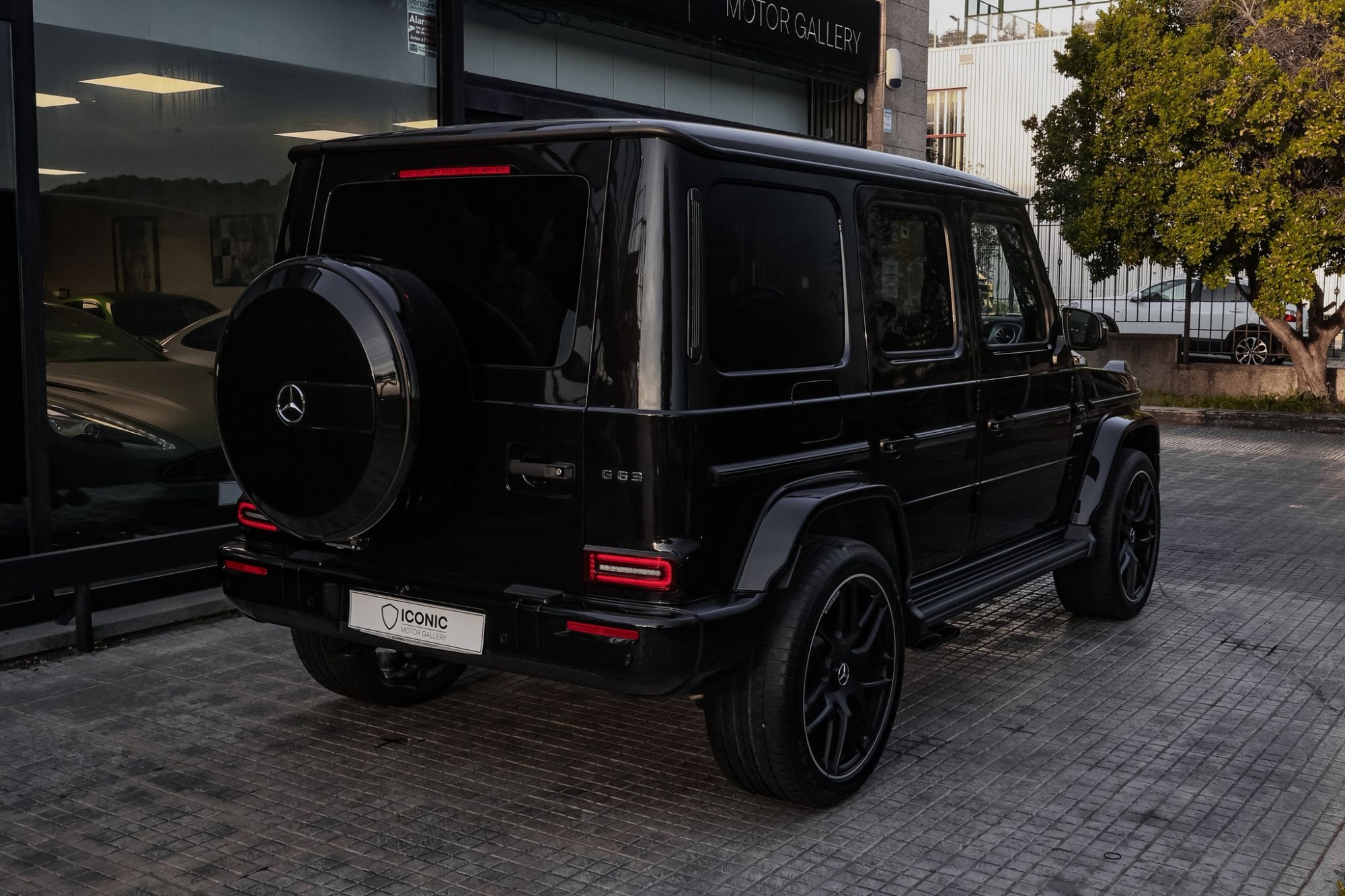 MERCEDES-BENZ G63 AMG