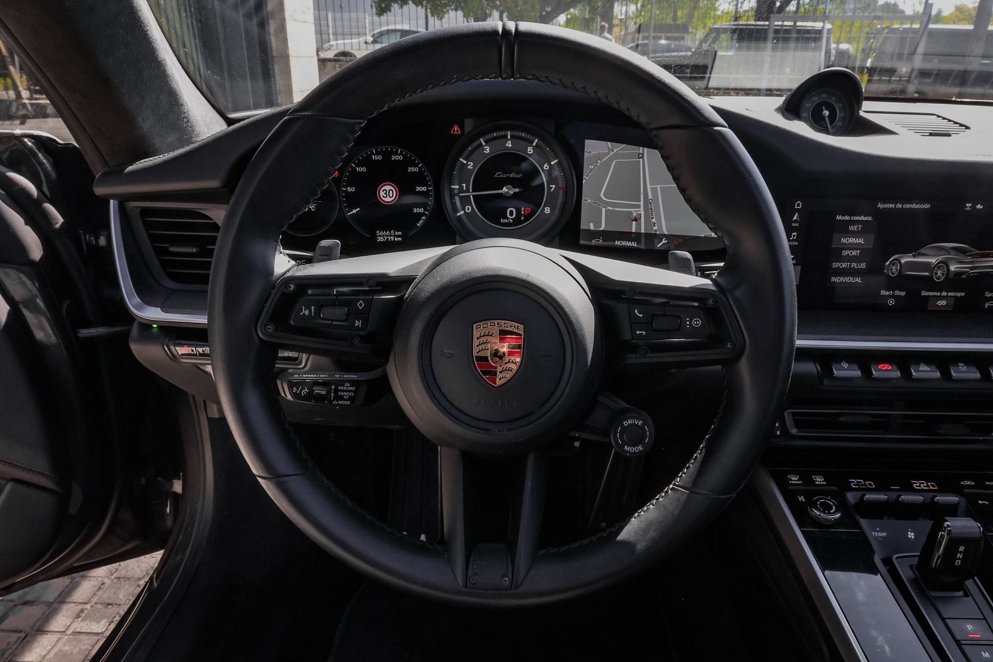 PORSCHE 911 992 TURBO 