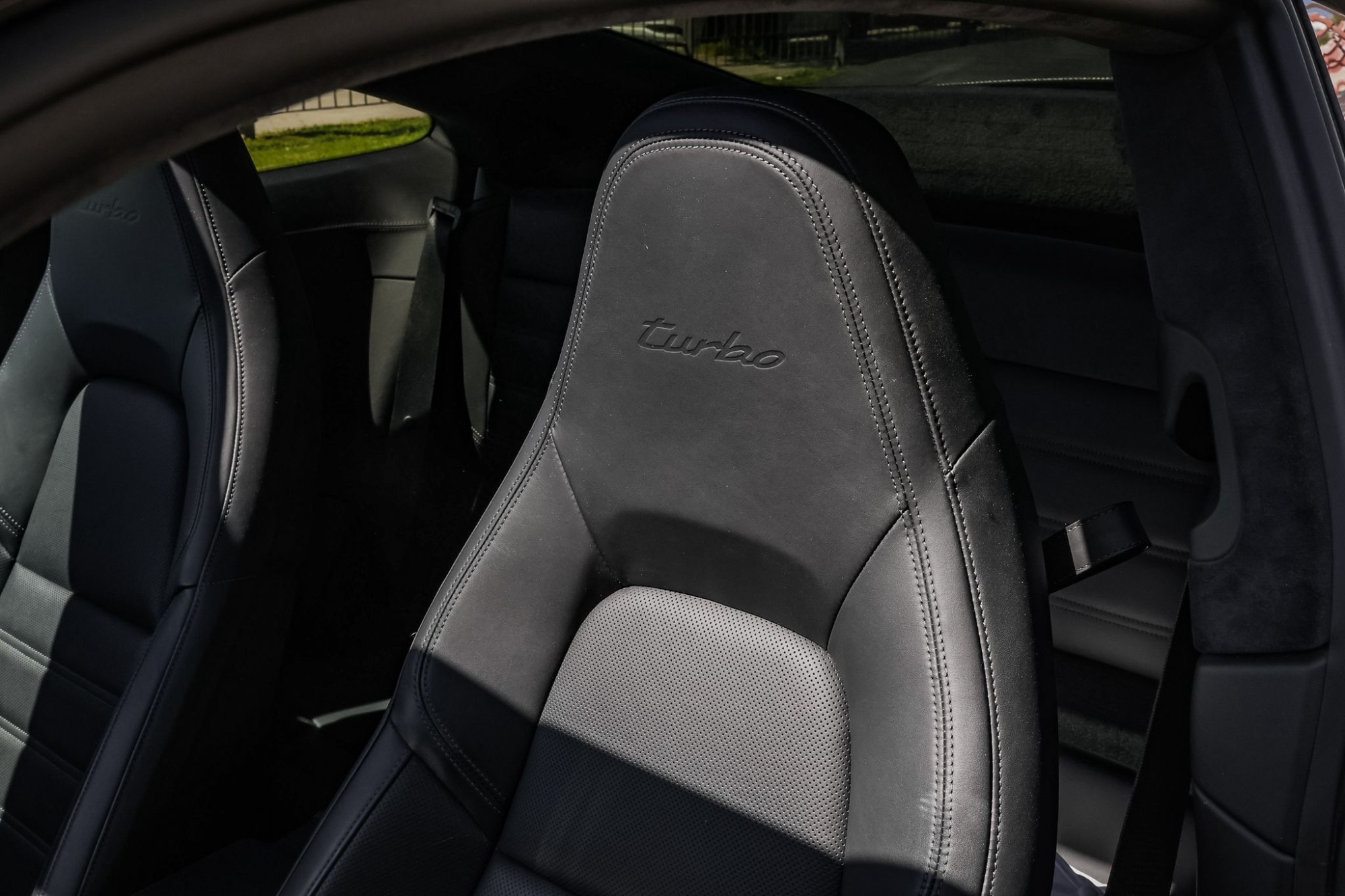 PORSCHE 911 992 TURBO 