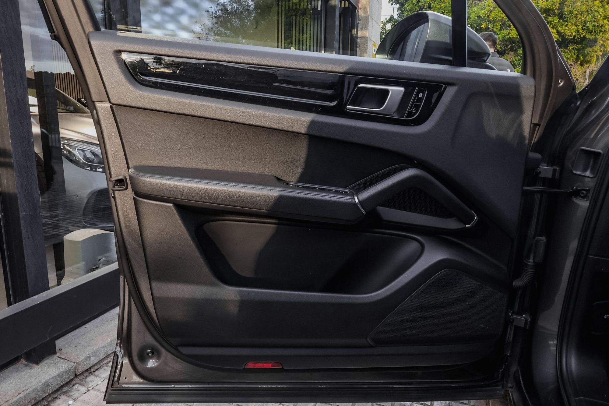 PORSCHE CAYENNE E-HYBRID