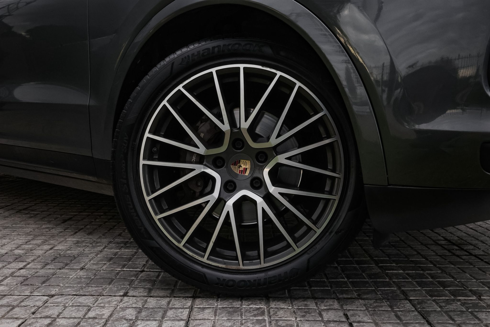 PORSCHE CAYENNE E-HYBRID