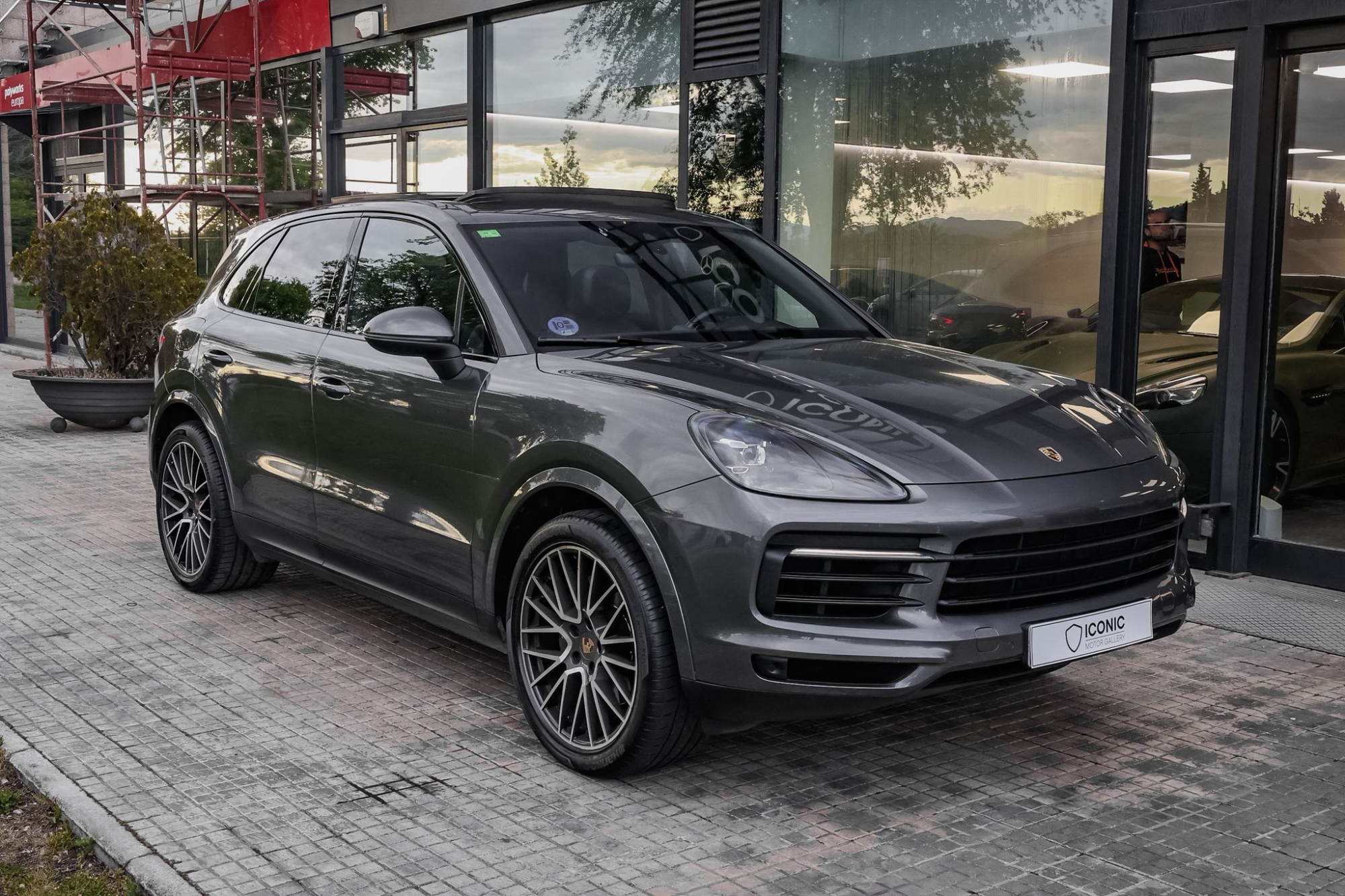 PORSCHE CAYENNE E-HYBRID