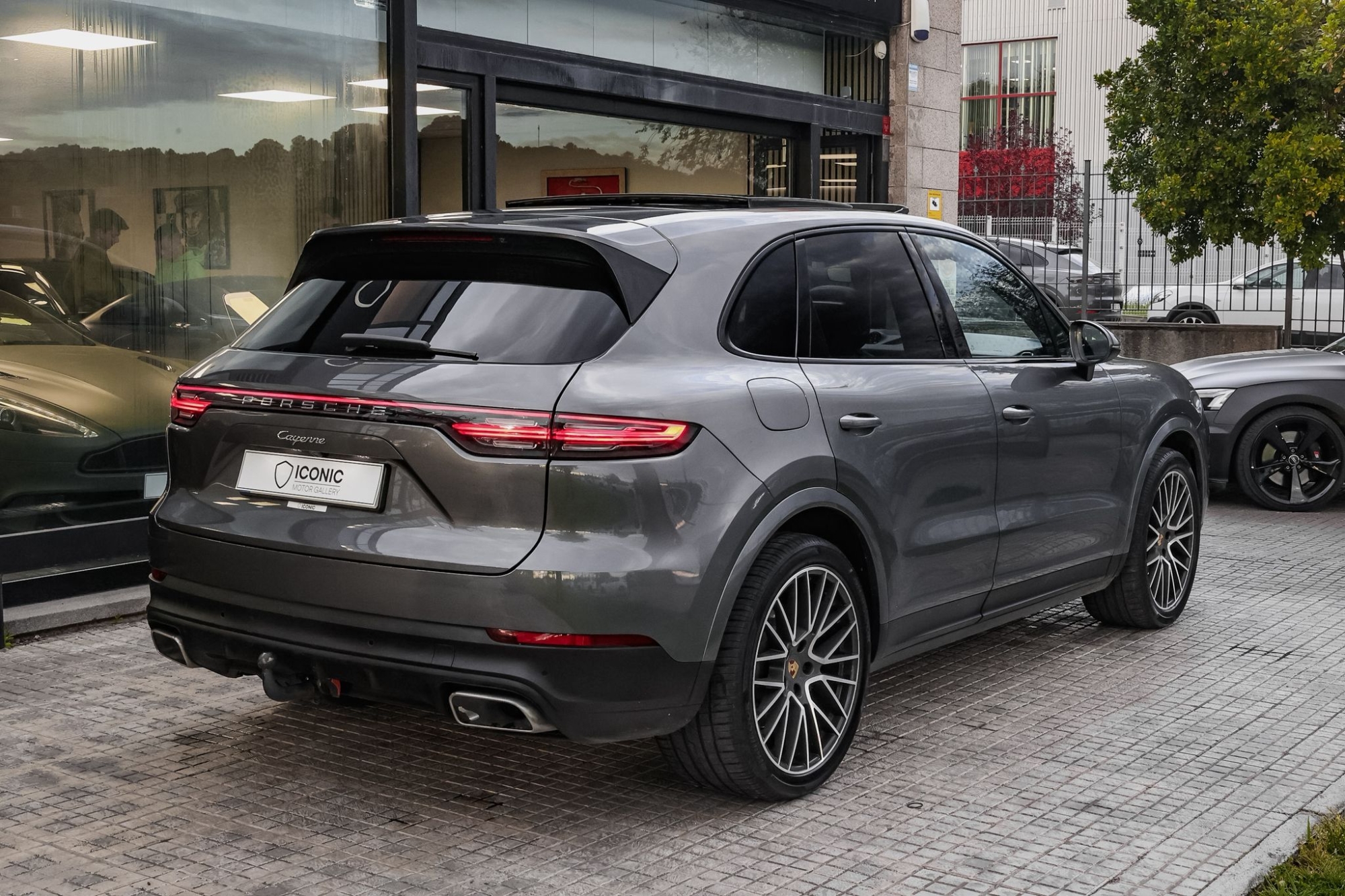 PORSCHE CAYENNE E-HYBRID