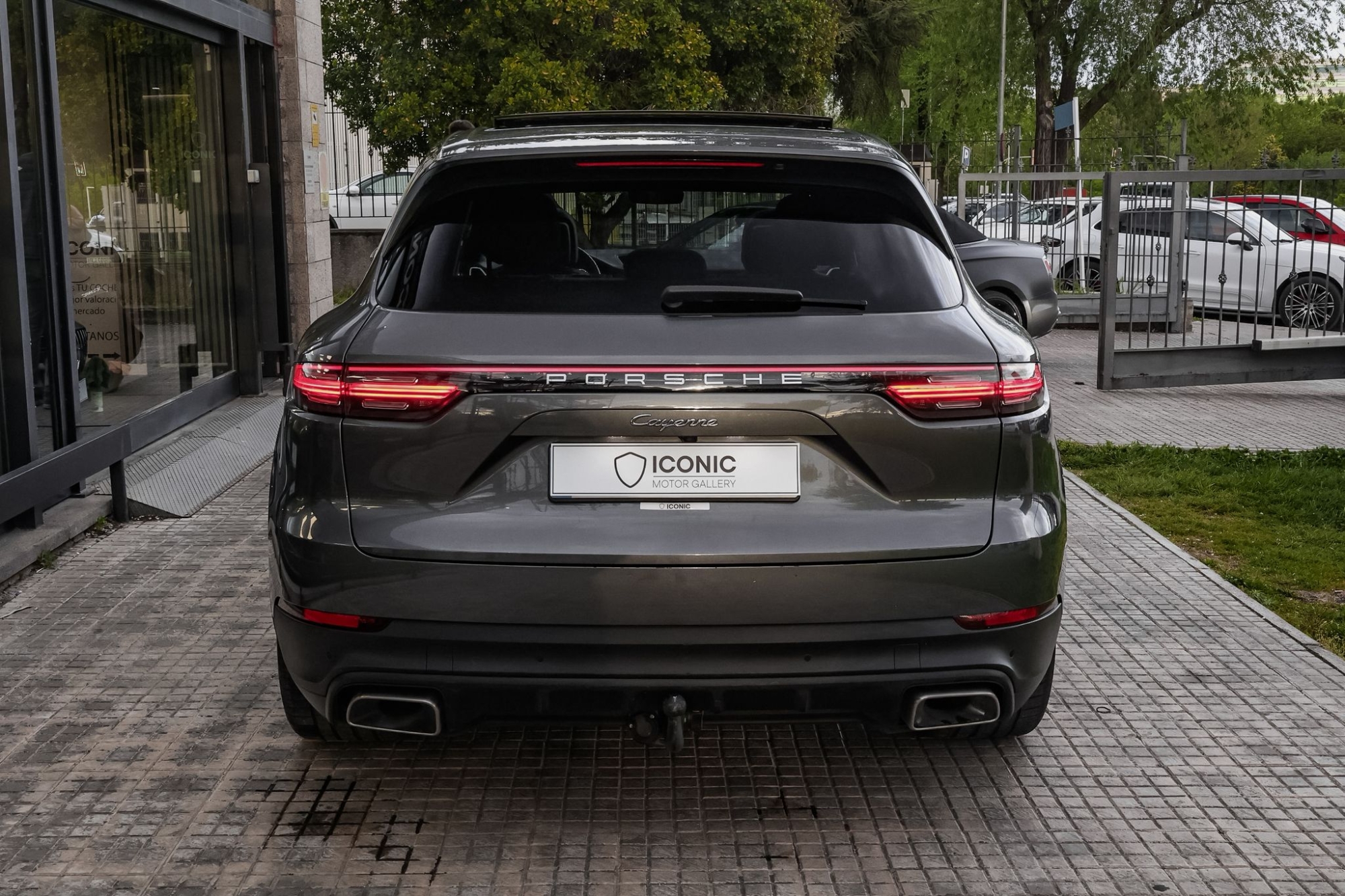 PORSCHE CAYENNE E-HYBRID