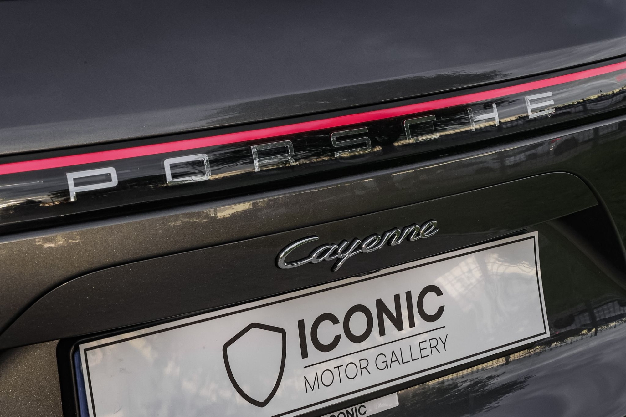 PORSCHE CAYENNE E-HYBRID