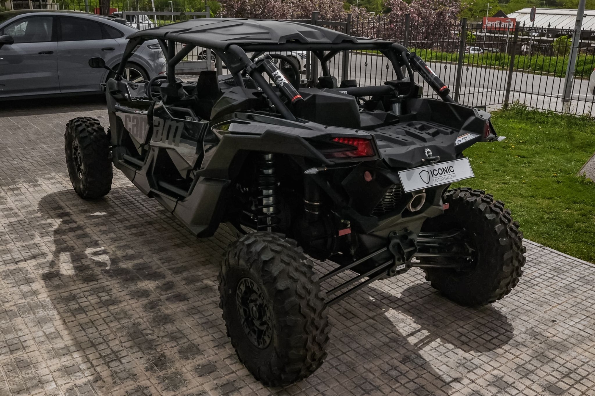 CAN-AM MAVERICK MAX XRS TURBO RR