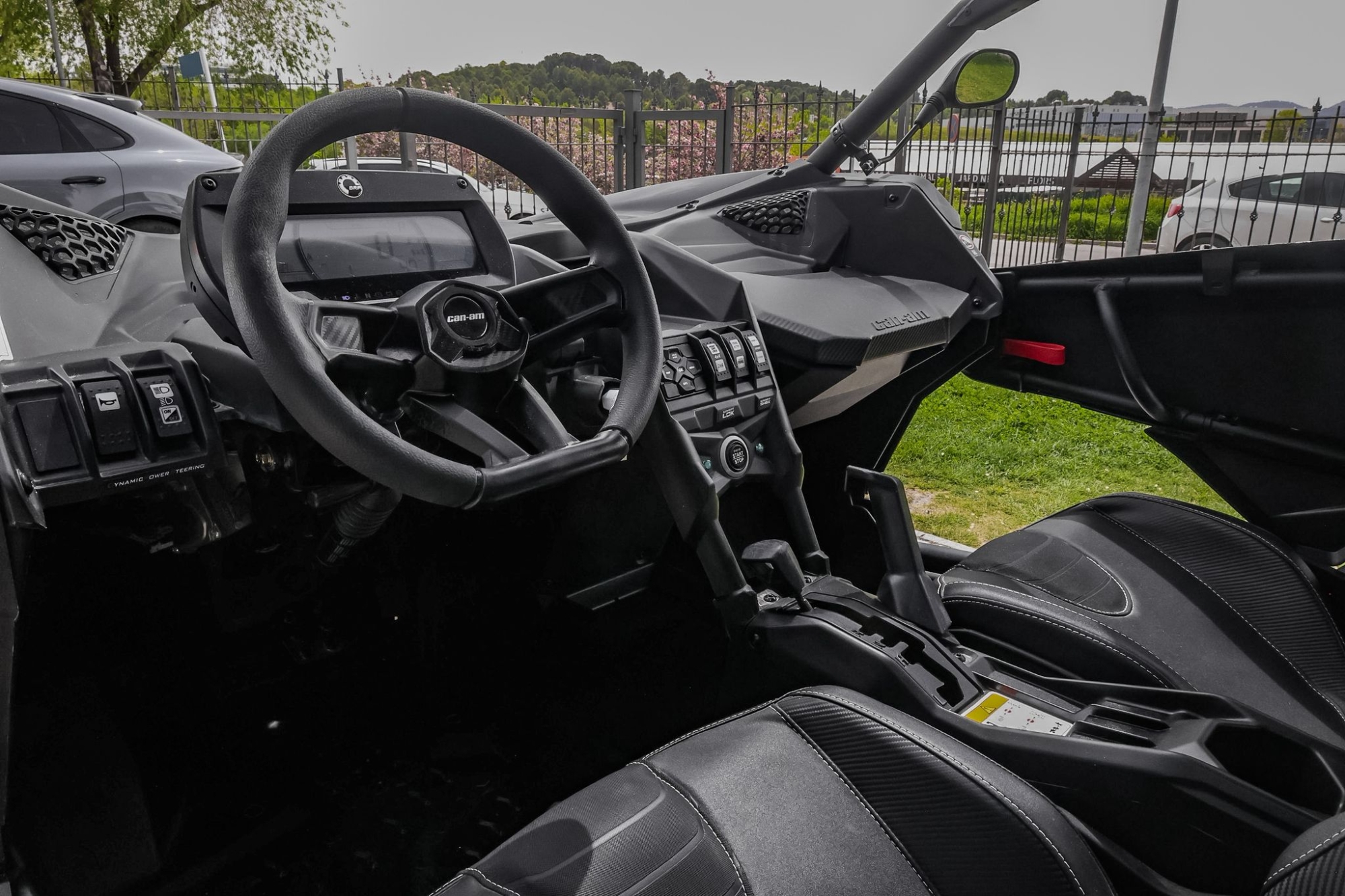 CAN-AM MAVERICK MAX XRS TURBO RR