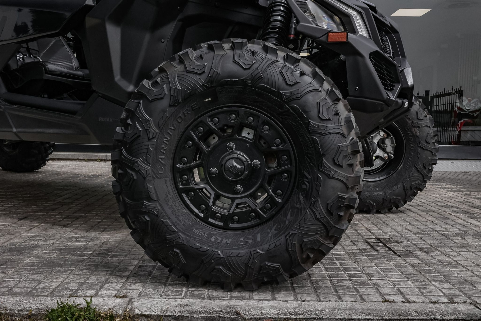CAN-AM MAVERICK MAX XRS TURBO RR
