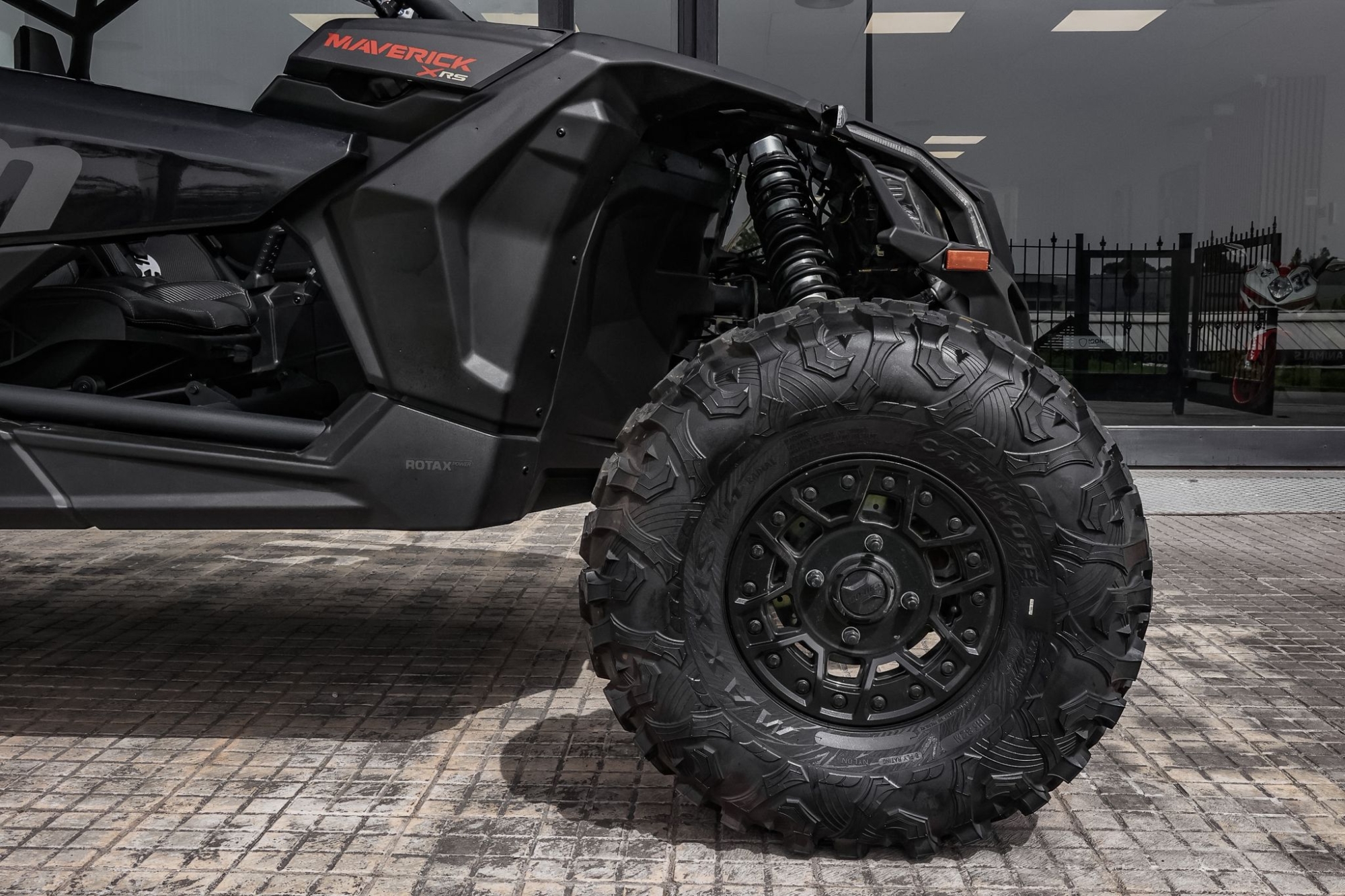 CAN-AM MAVERICK MAX XRS TURBO RR