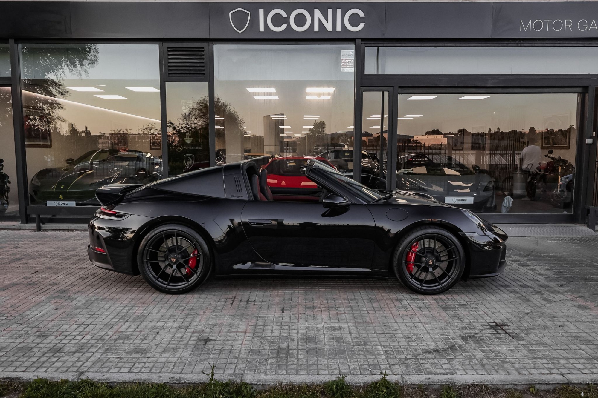 PORSCHE 911 992.2 TARGA 4 GTS