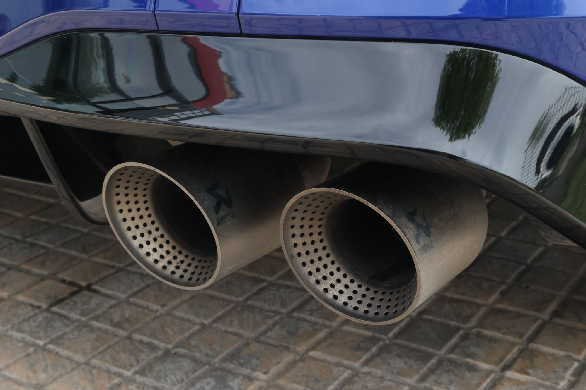 VOLKSWAGEN GOLF 8.5 R