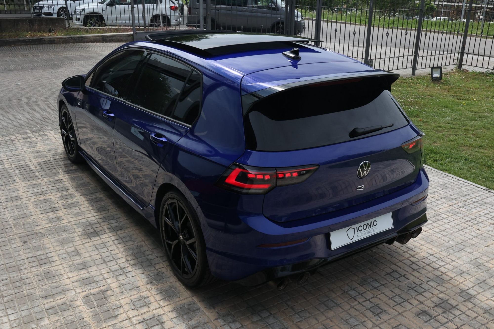 VOLKSWAGEN GOLF 8.5 R