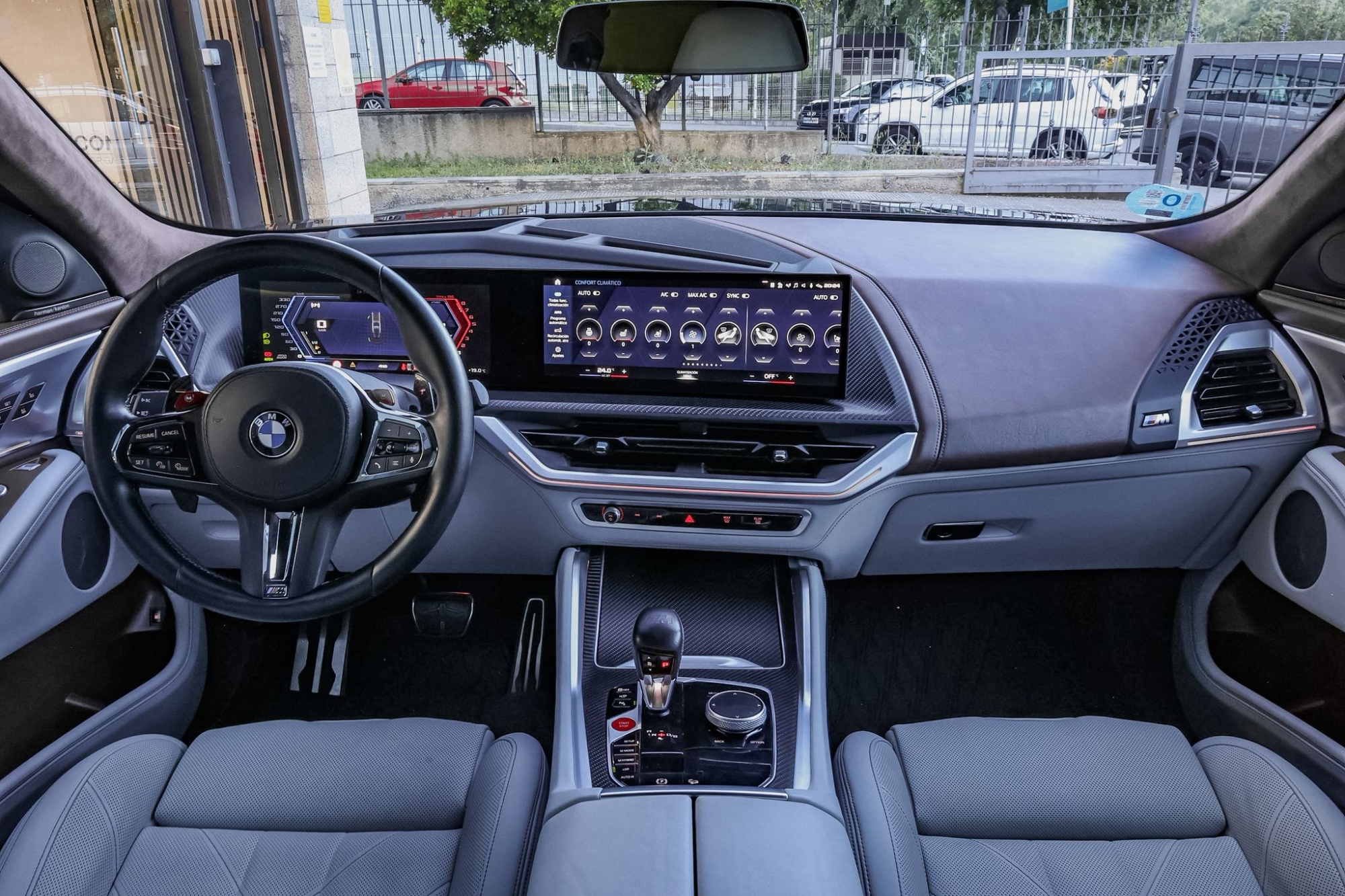 BMW XM