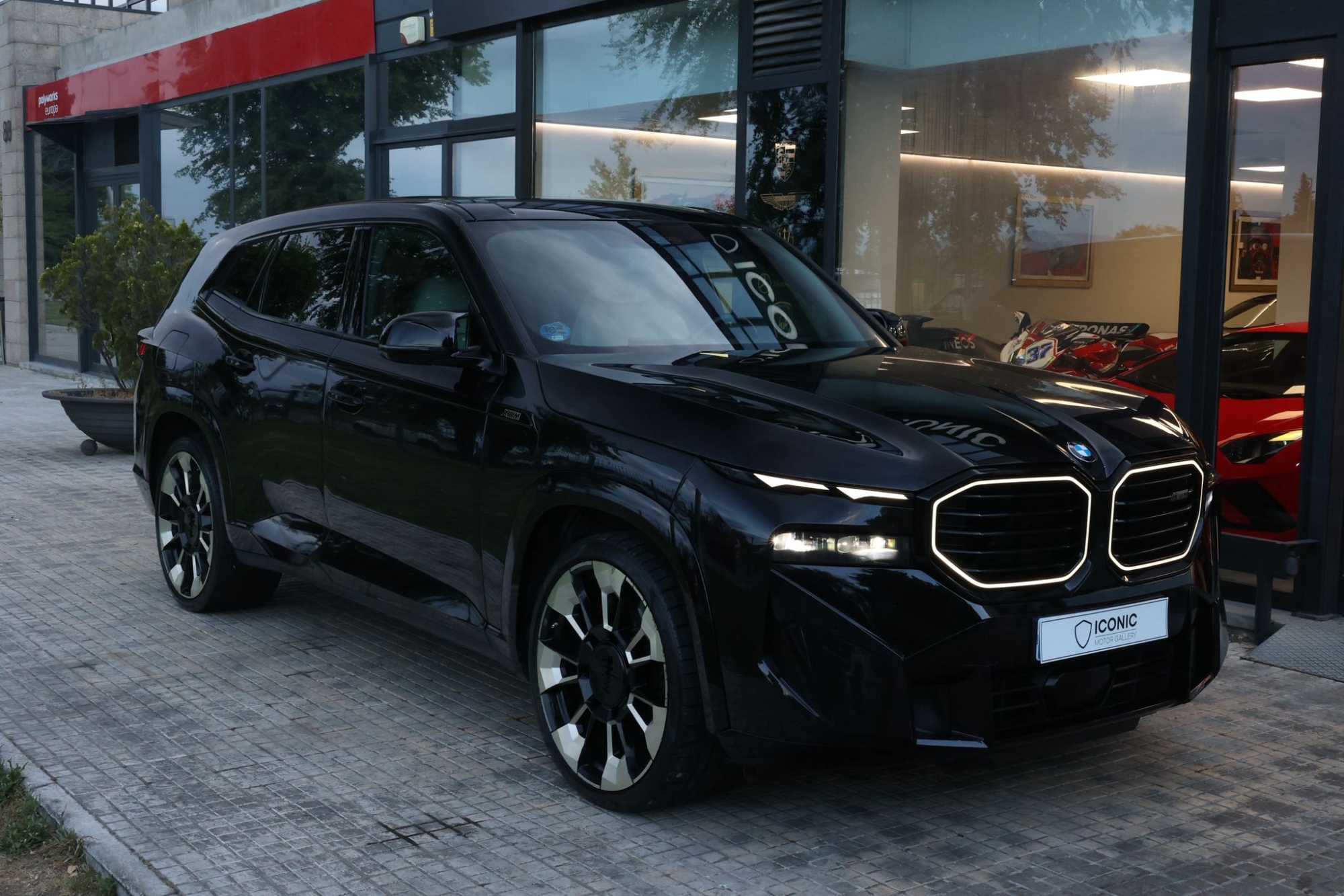 BMW XM