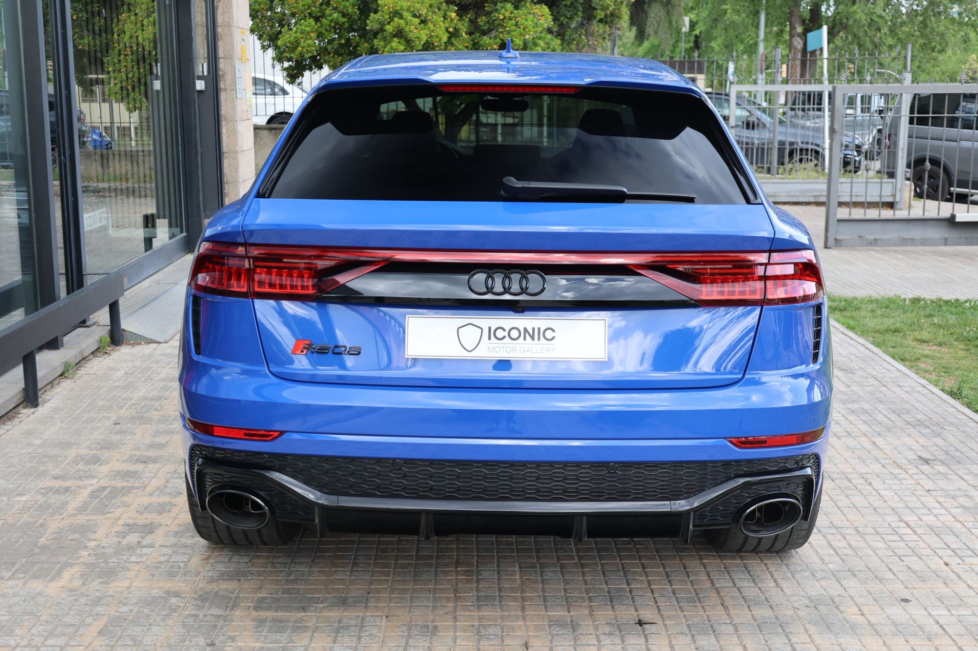 AUDI RSQ8