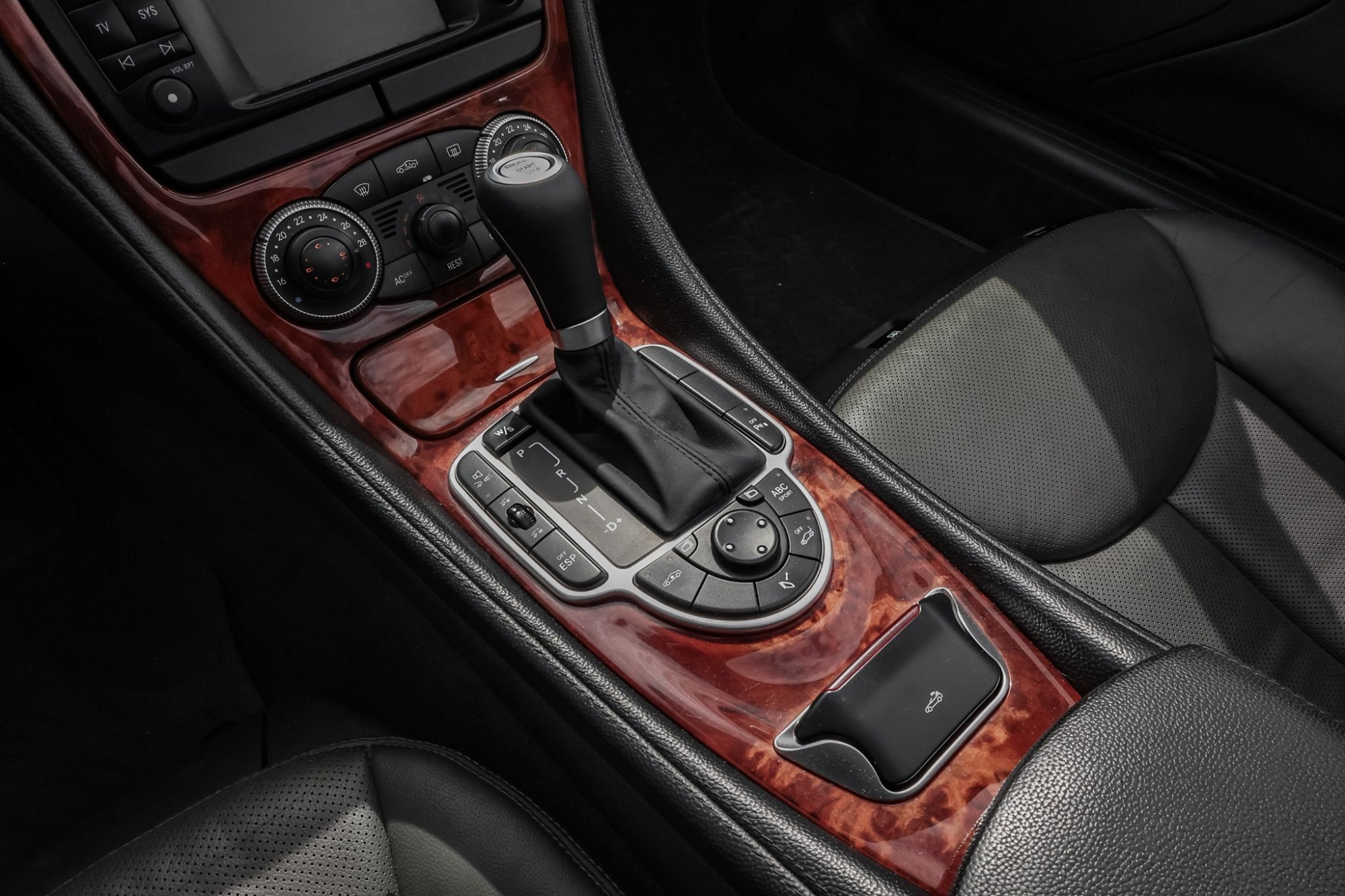 MERCEDES BENZ SL 500