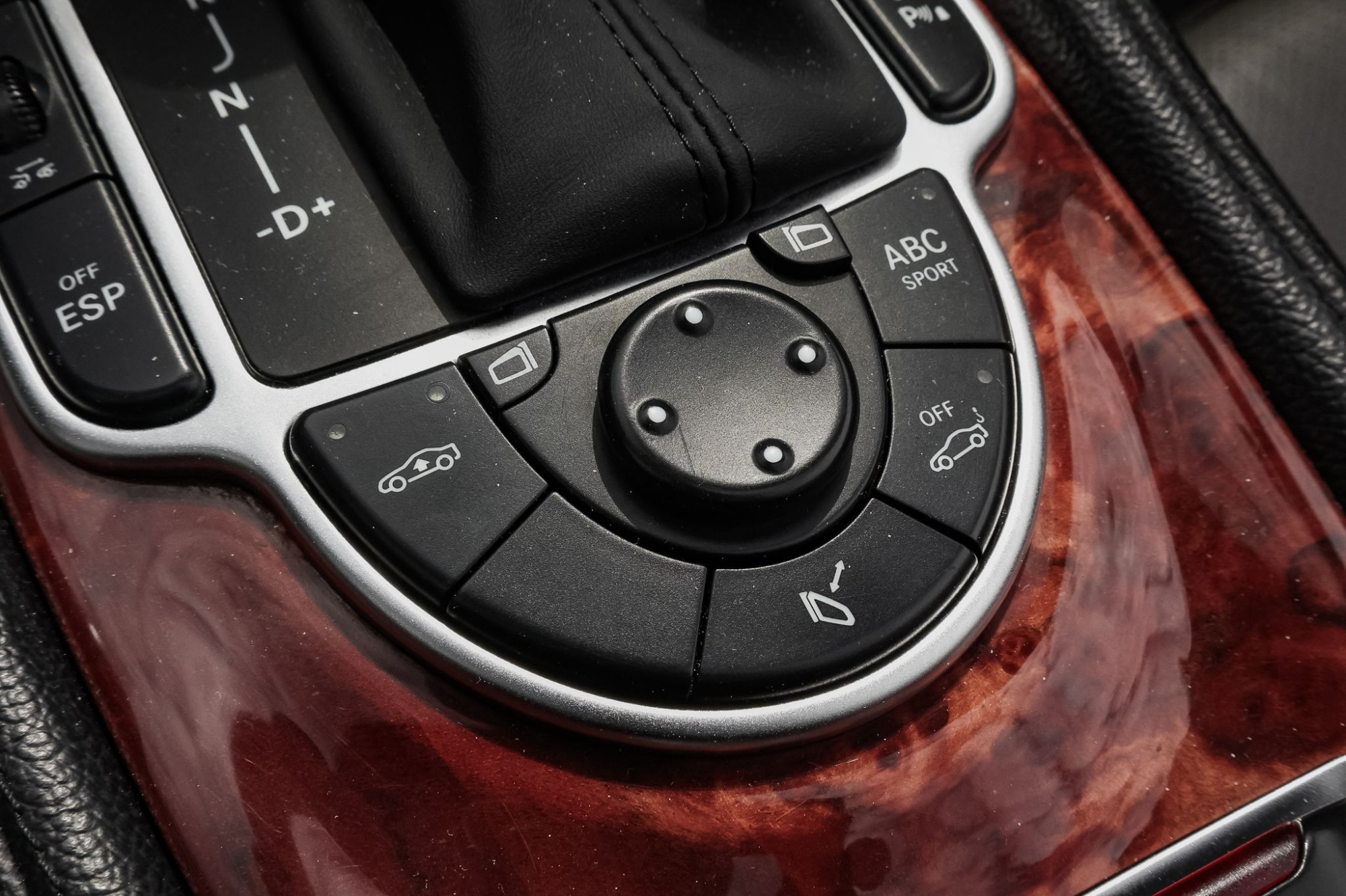 MERCEDES BENZ SL 500
