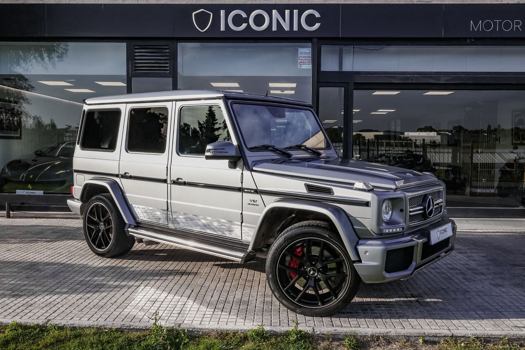 MERCEDES-BENZ G65 AMG