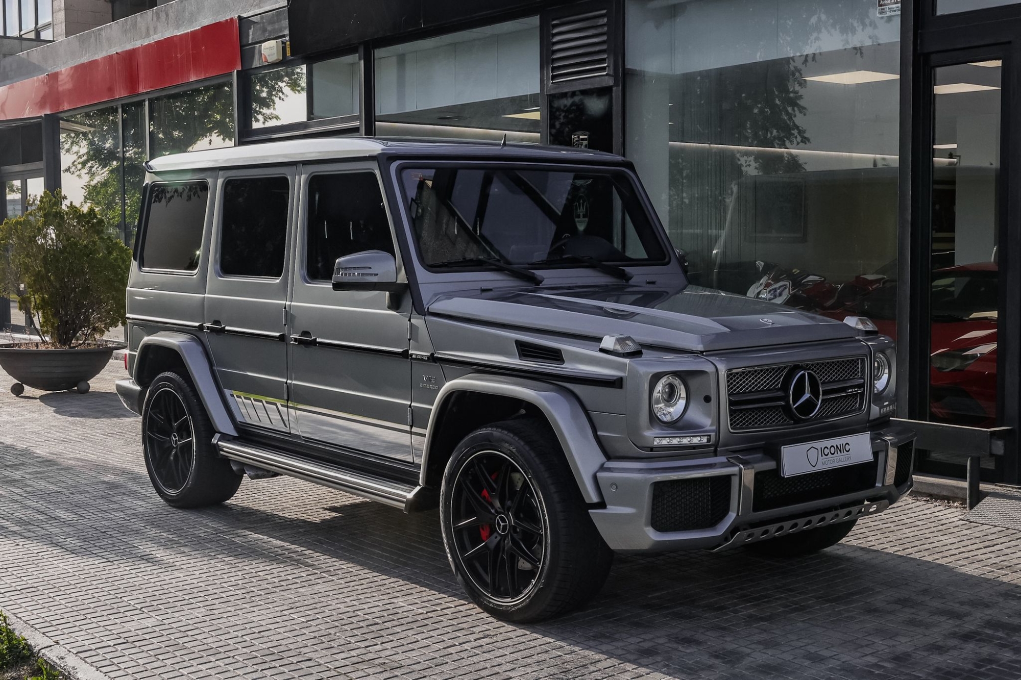 MERCEDES-BENZ G65 AMG