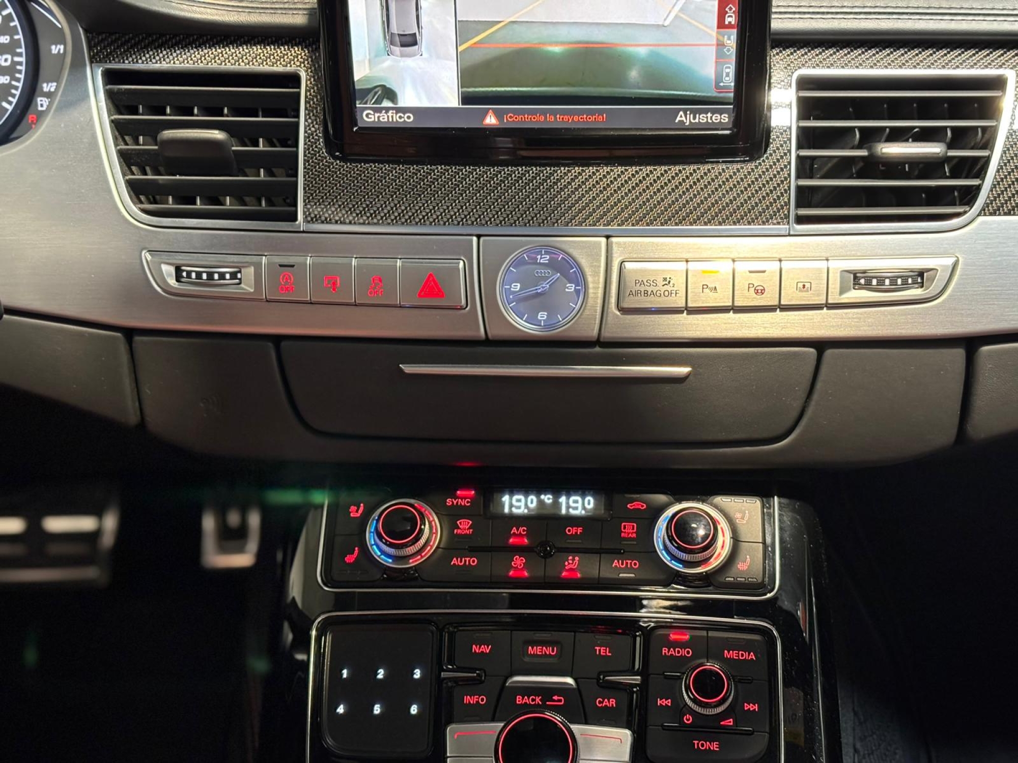 AUDI S8 V8 TURBO QUATTRO