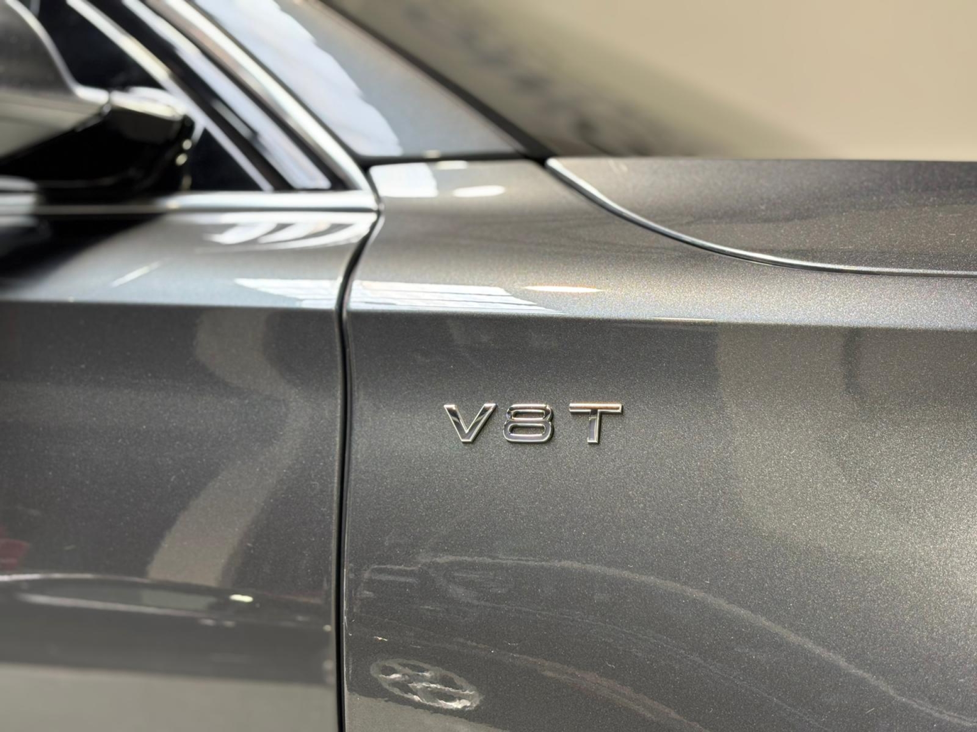 AUDI S8 V8 TURBO QUATTRO