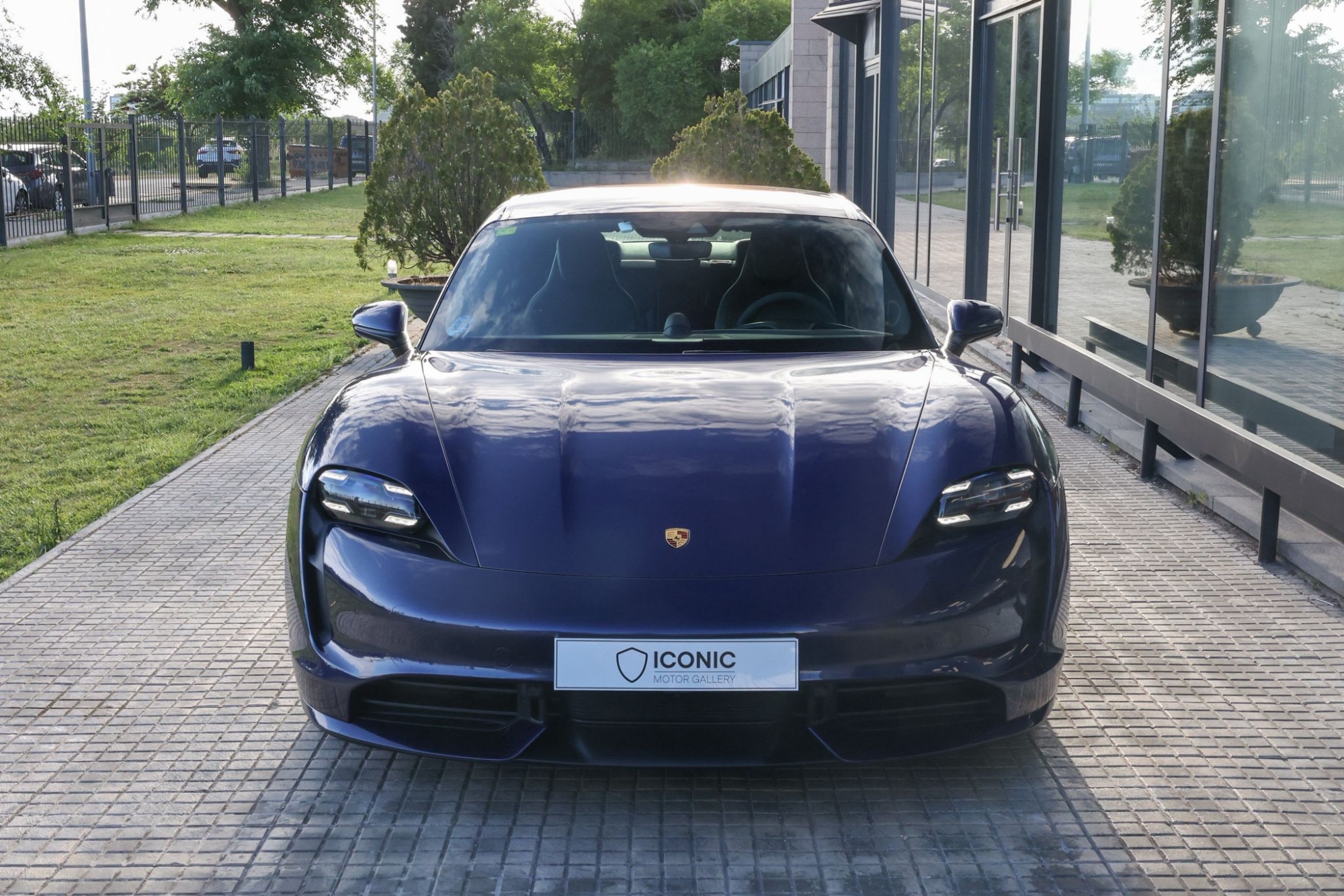 PORSCHE TAYCAN TURBO 