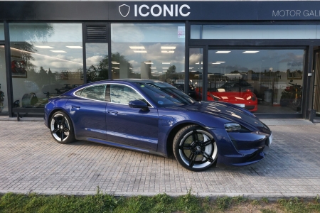 PORSCHE TAYCAN TURBO 